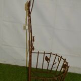 Iron wall planter