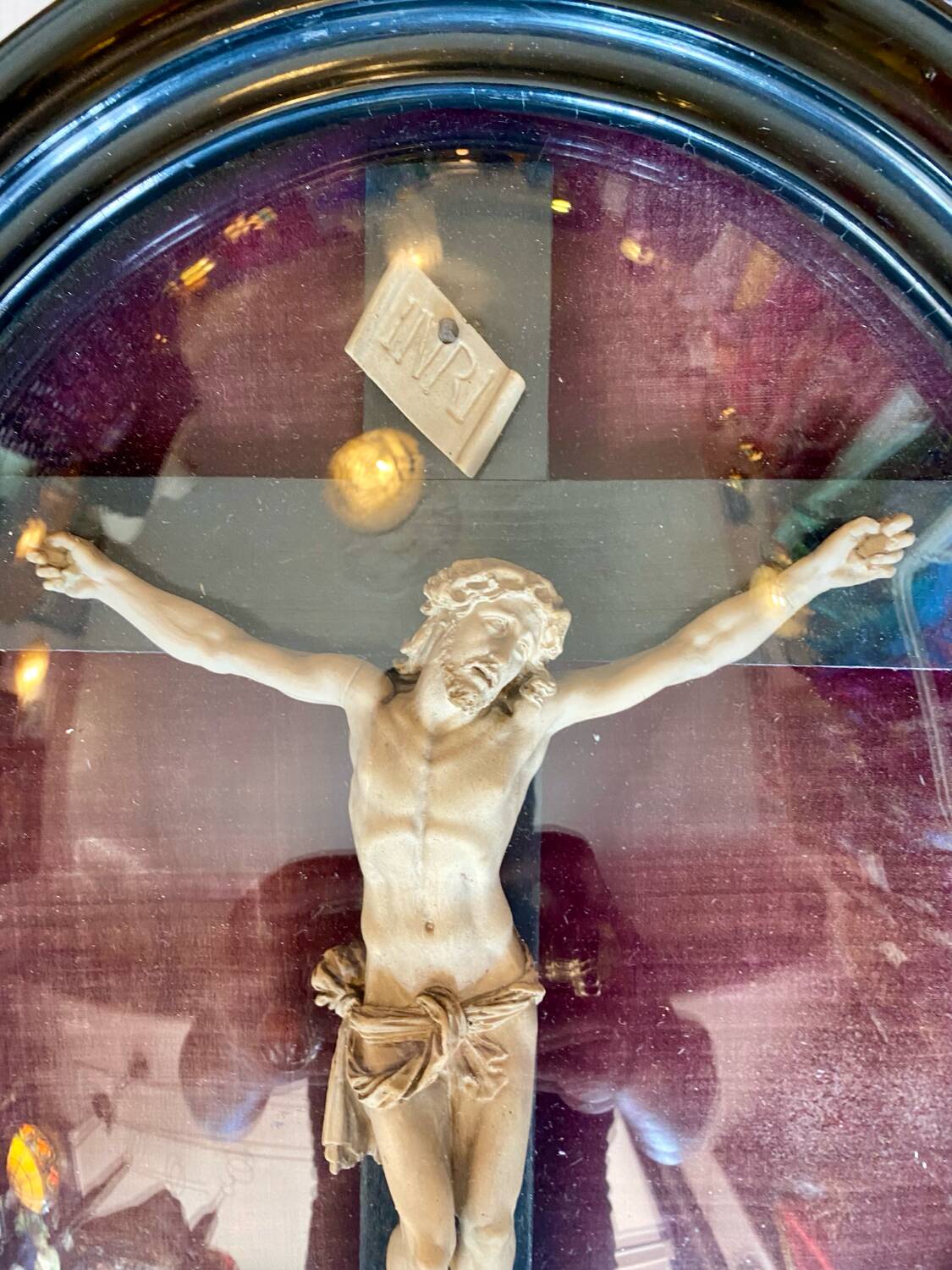 Grand cadre bombé christ napoleon 3