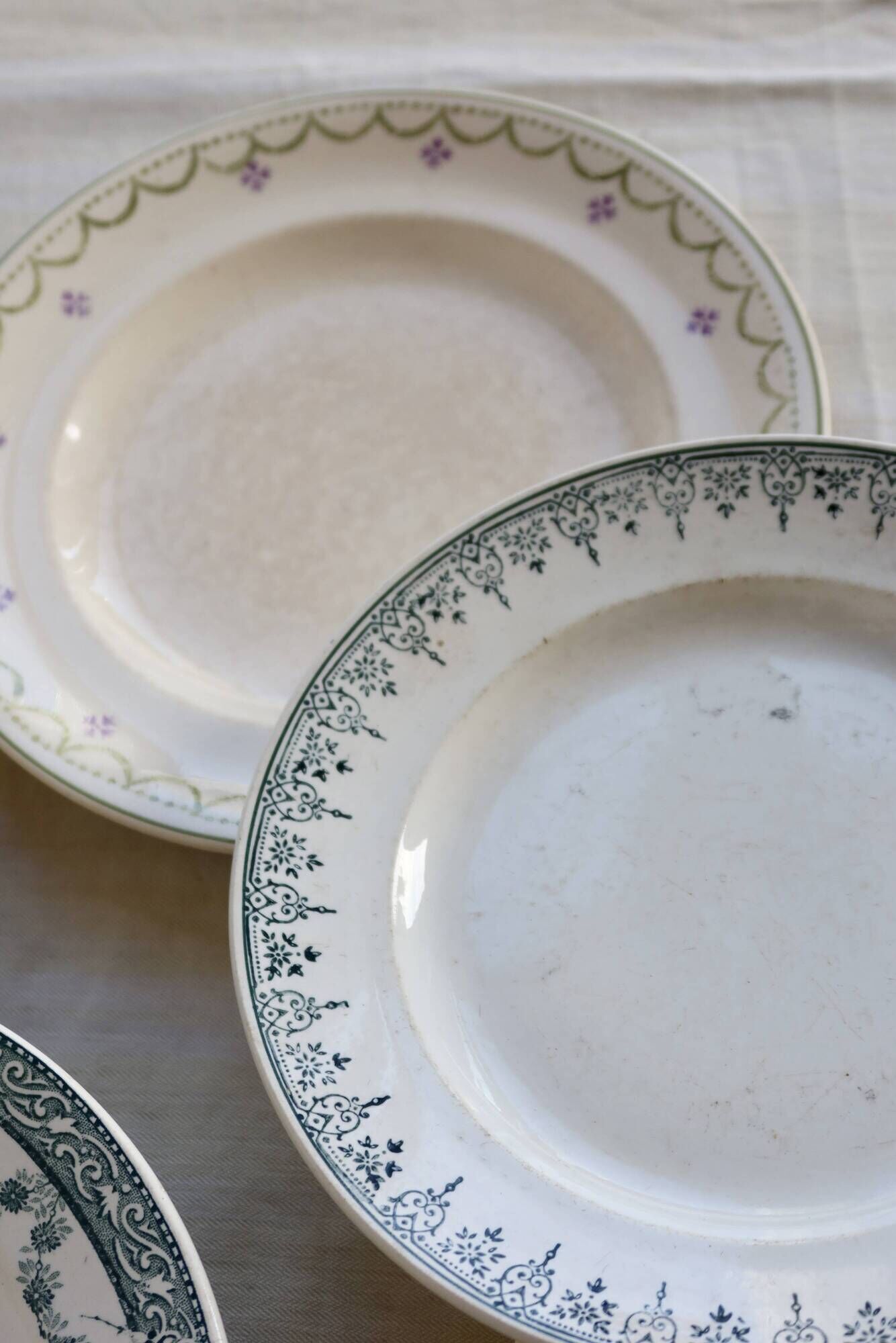 6 mismatched vintage ironstone plates – Green and blue patterns