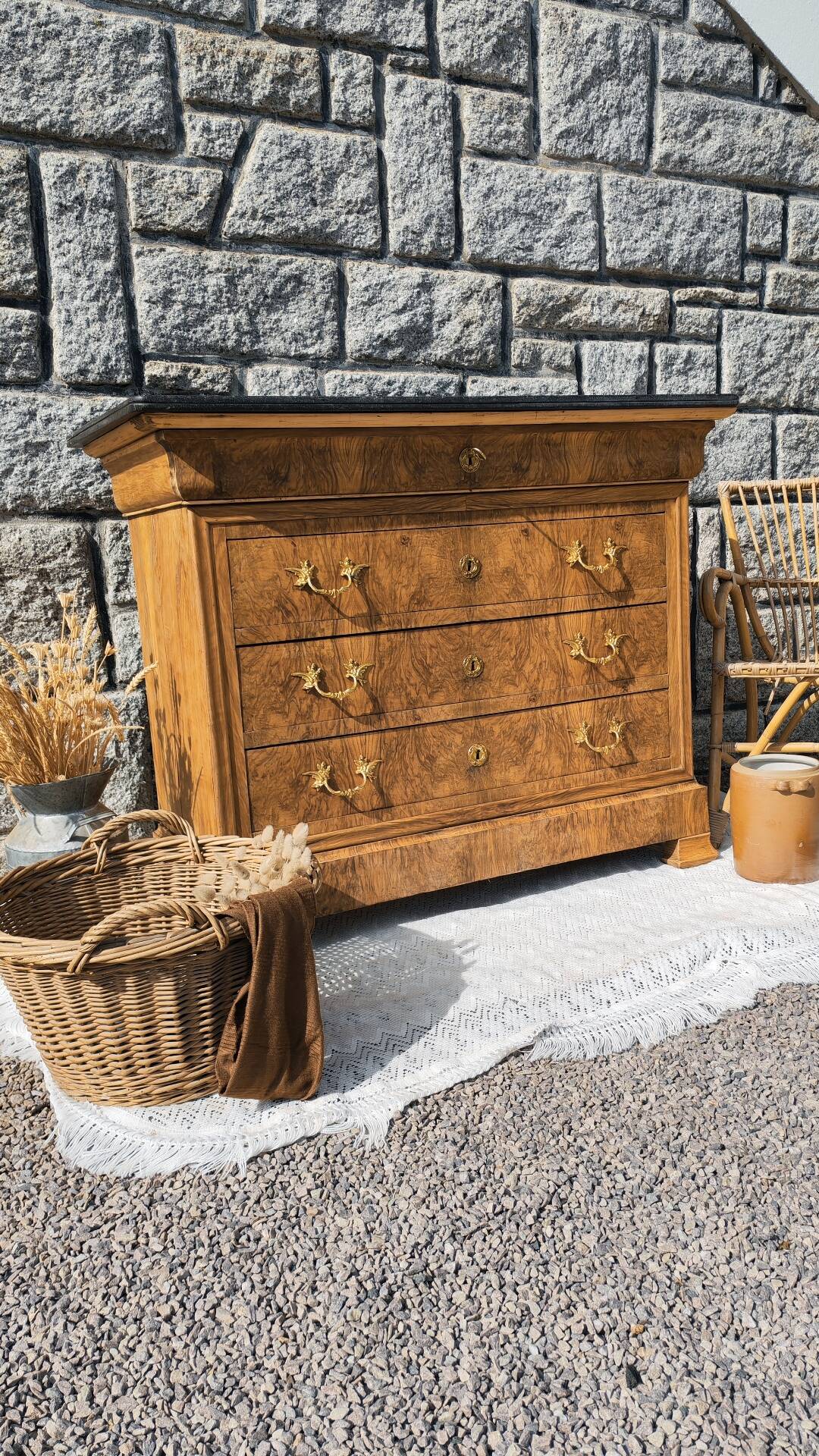 The Victorian Chest of Drawers