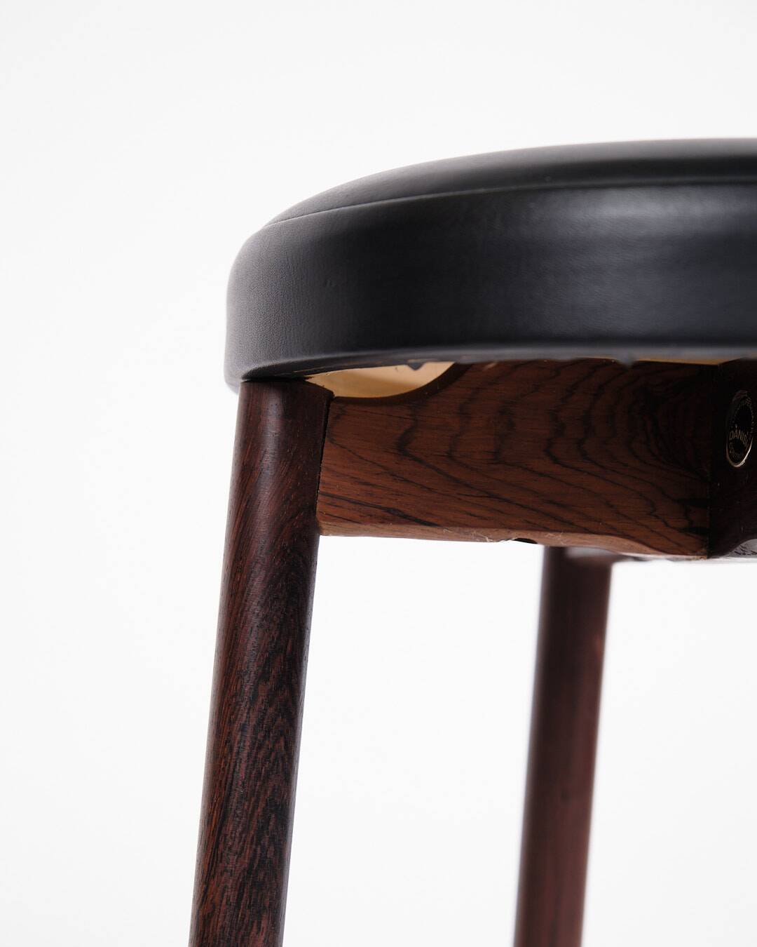 Tabouret de bar - bois de rose et cuir noir - design danois - années 1970