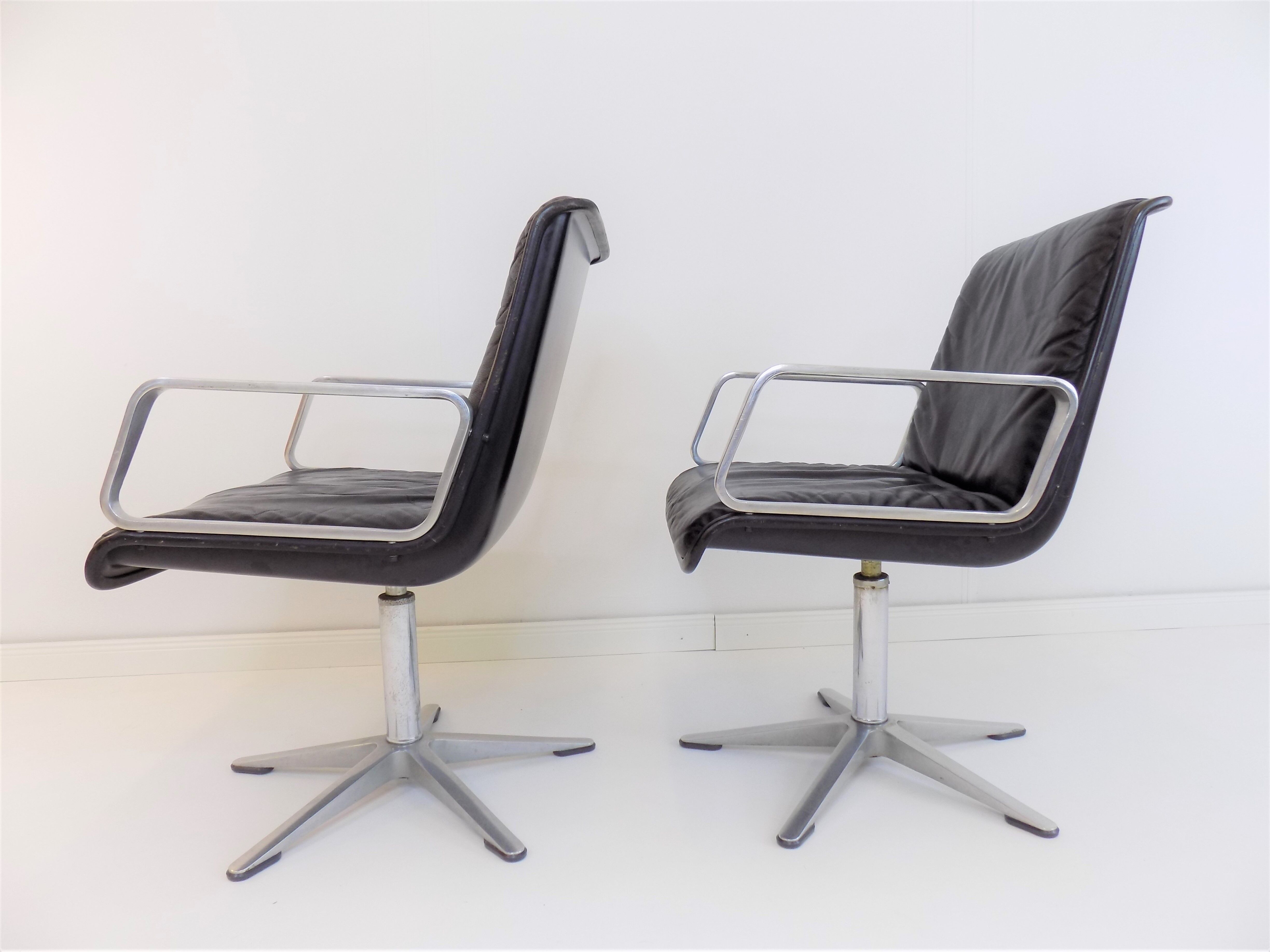 Ensemble de 2 chaises de bureau Wilkhahn Delta du groupe Delta