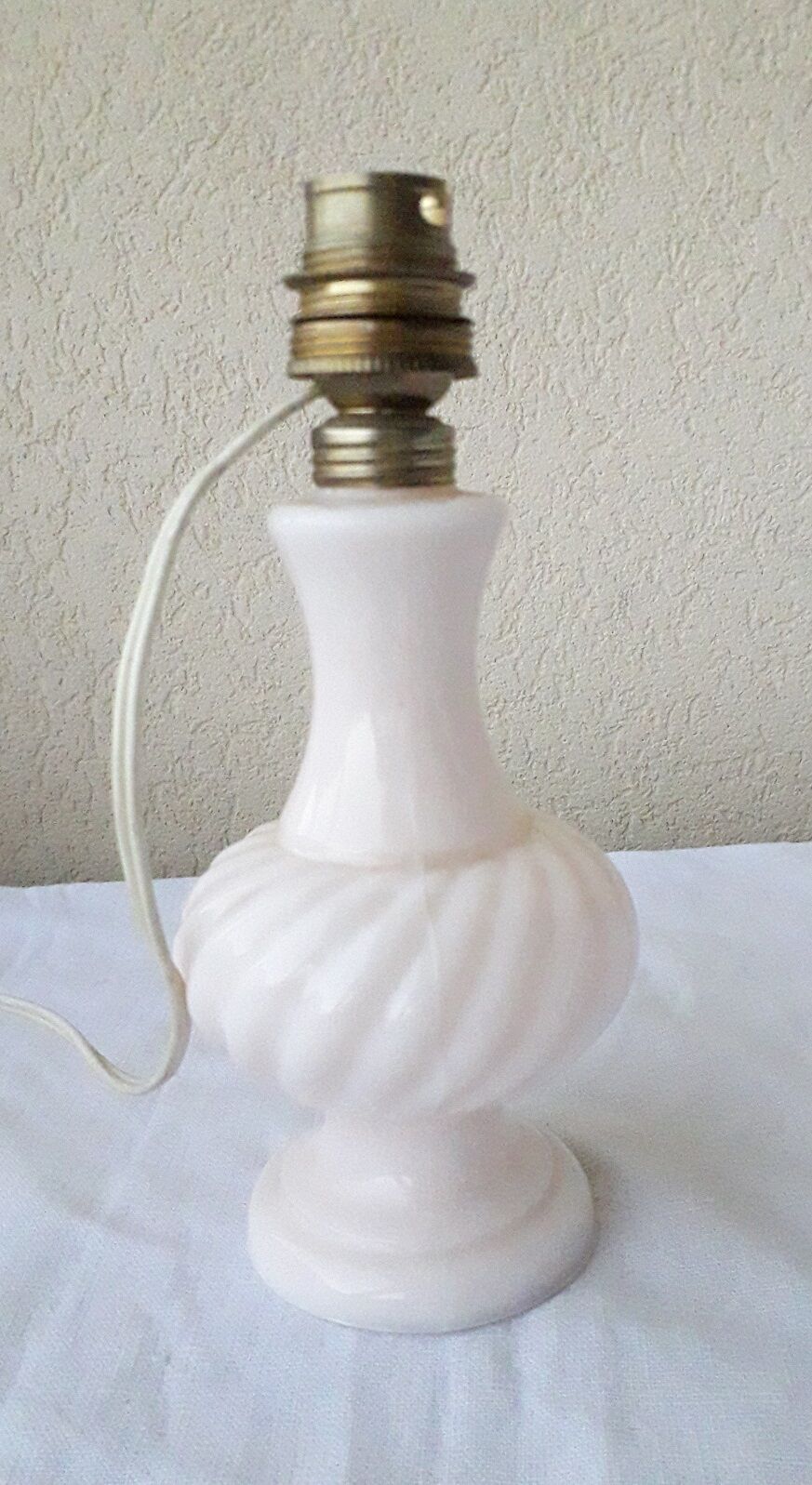 Pied de lampe opaline rose