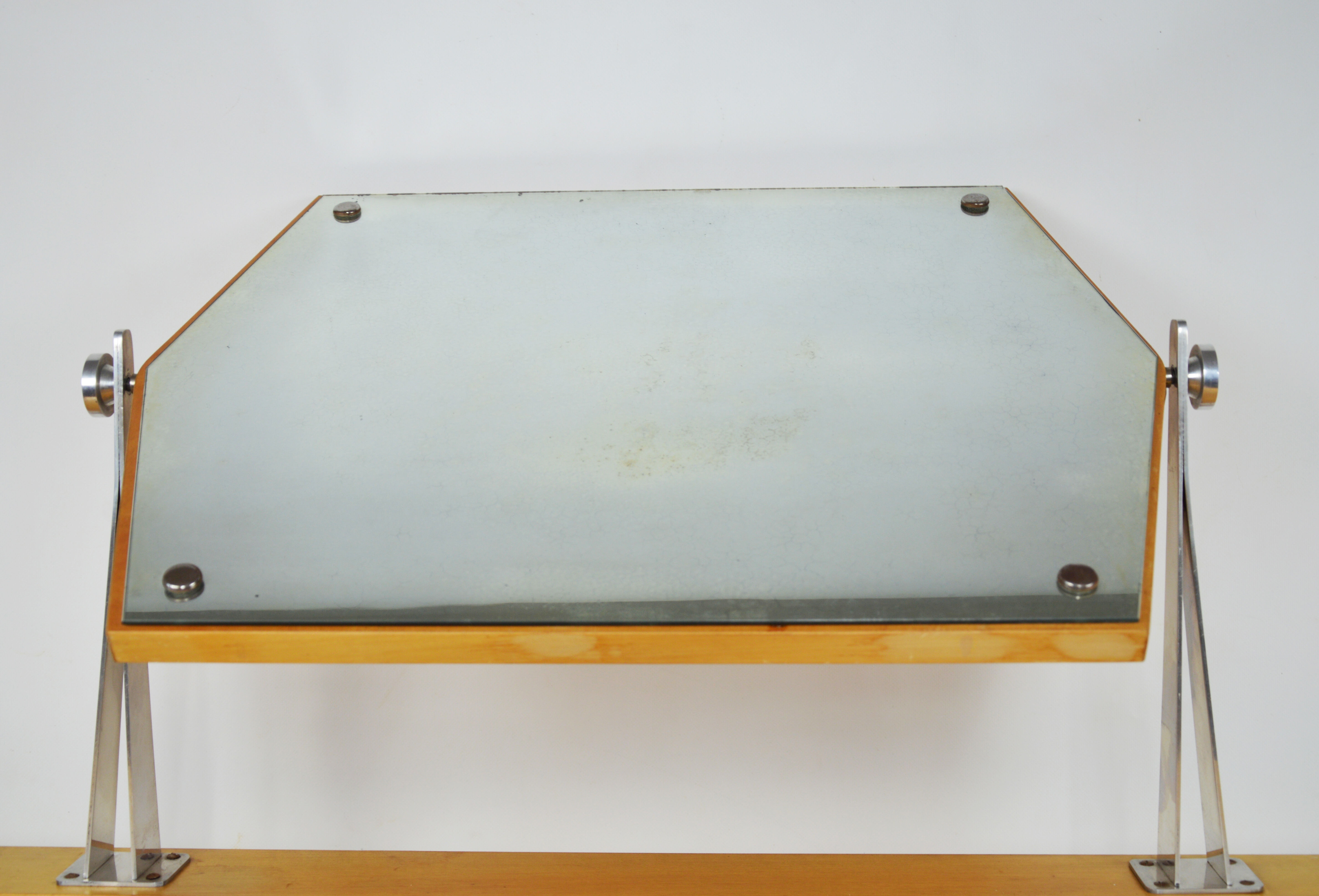 1970s dressing table