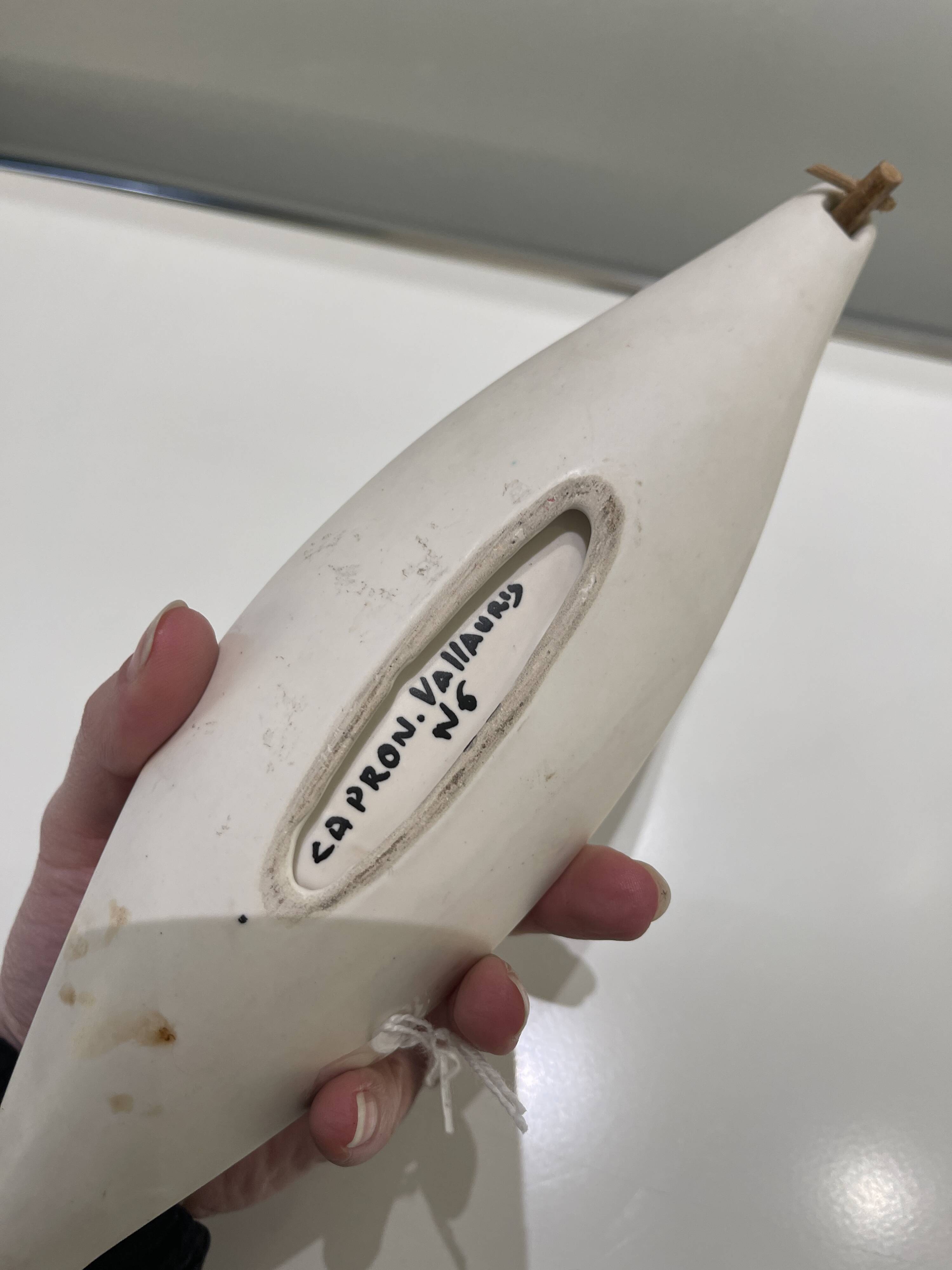 Capron ceramic pocket emptier