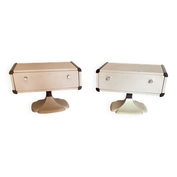 Paire de tables de nuit, chevets Gauthier, pied tulipe, trèfle