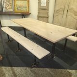Ensemble table et bancs bois et fonte
