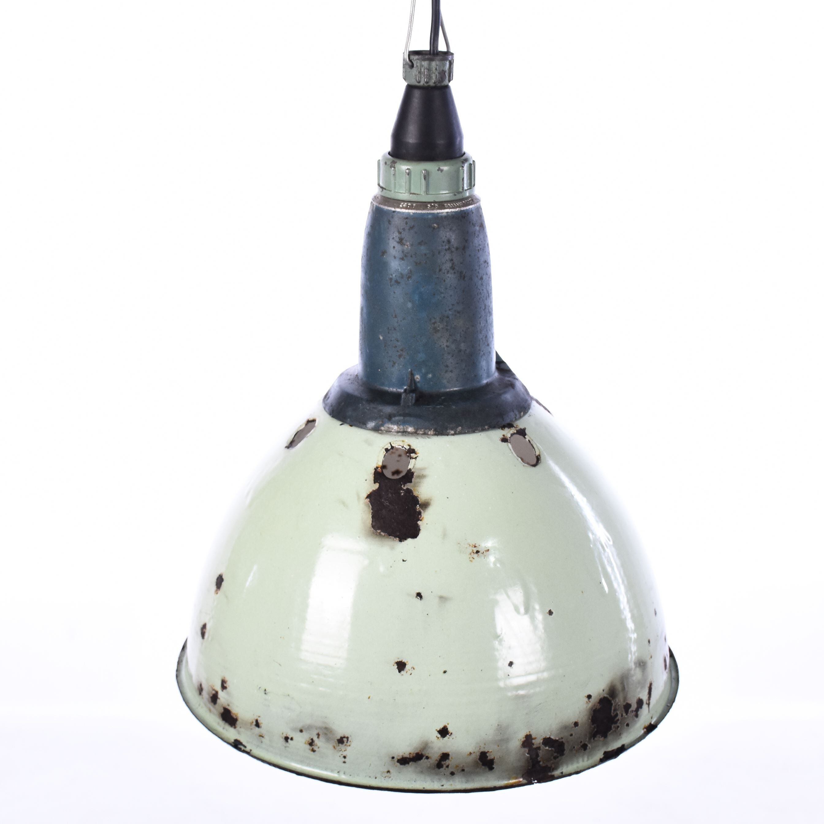 Enamel pendant lamp