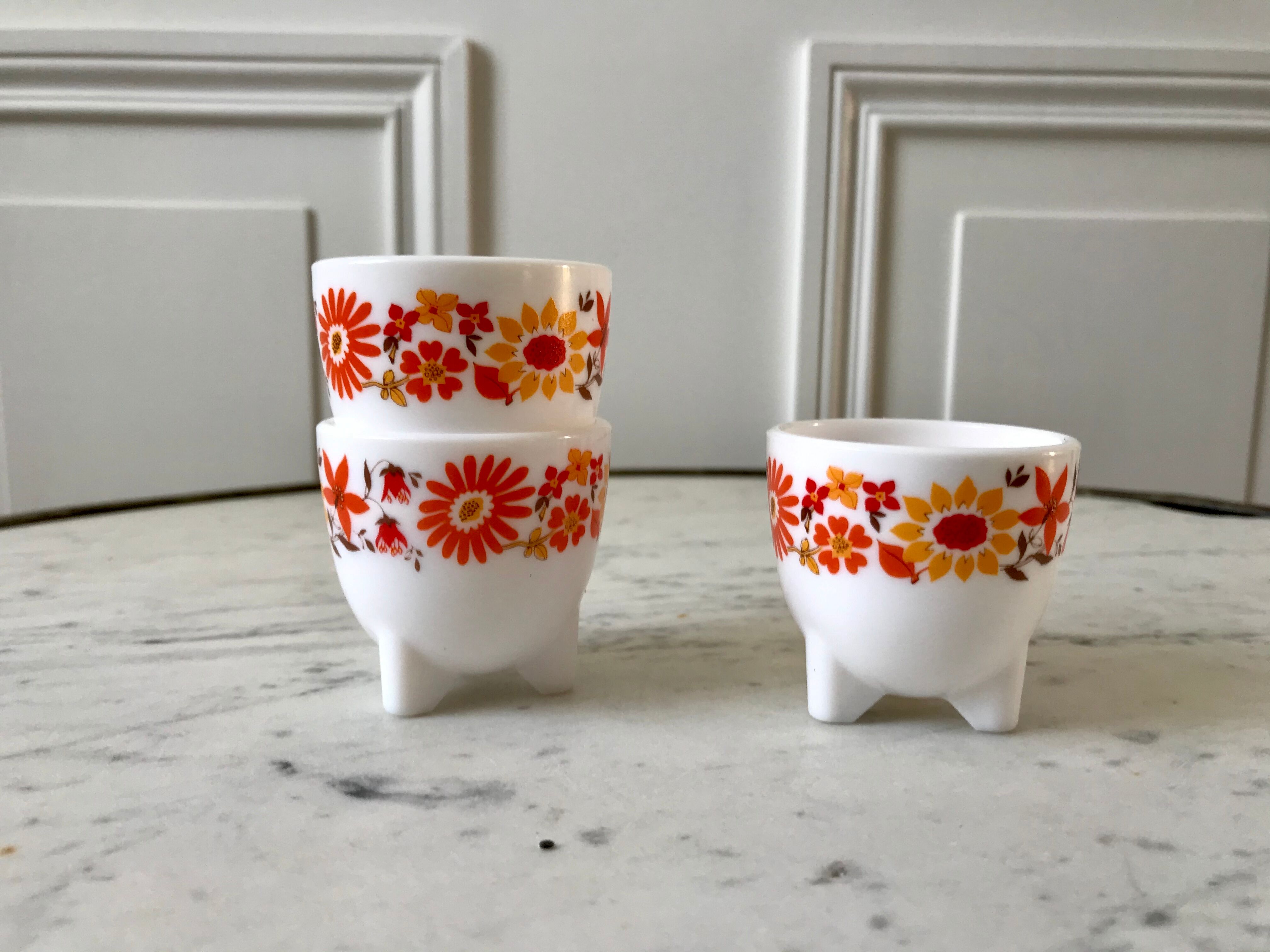 Trio of Arcopal cockroaches colorful flowers 70s