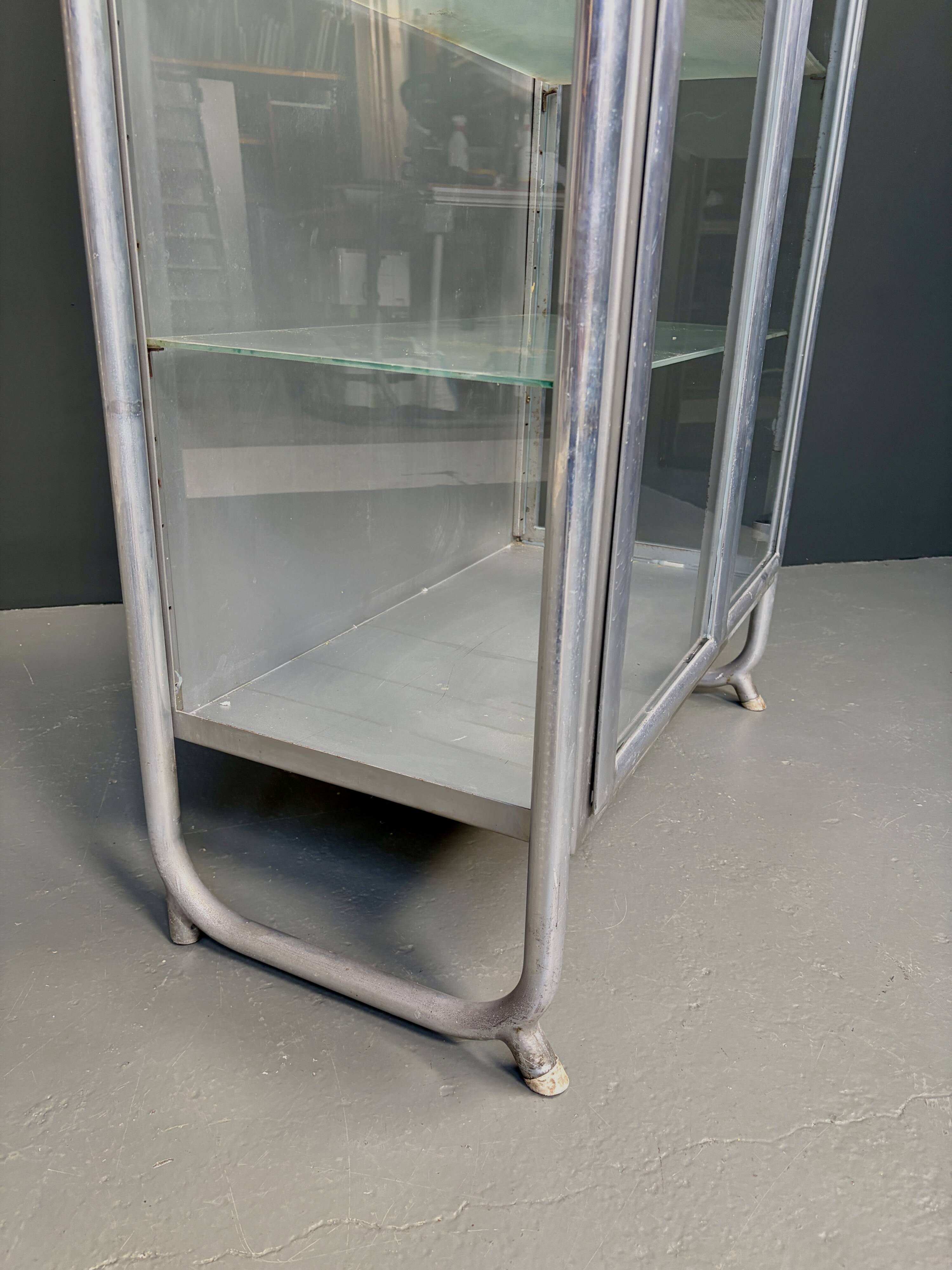 2 vitrines médicales italiennes vintage de profa - padoue