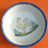 Plat ancien rond et creux  Faïence de Charolles  Décor au coq