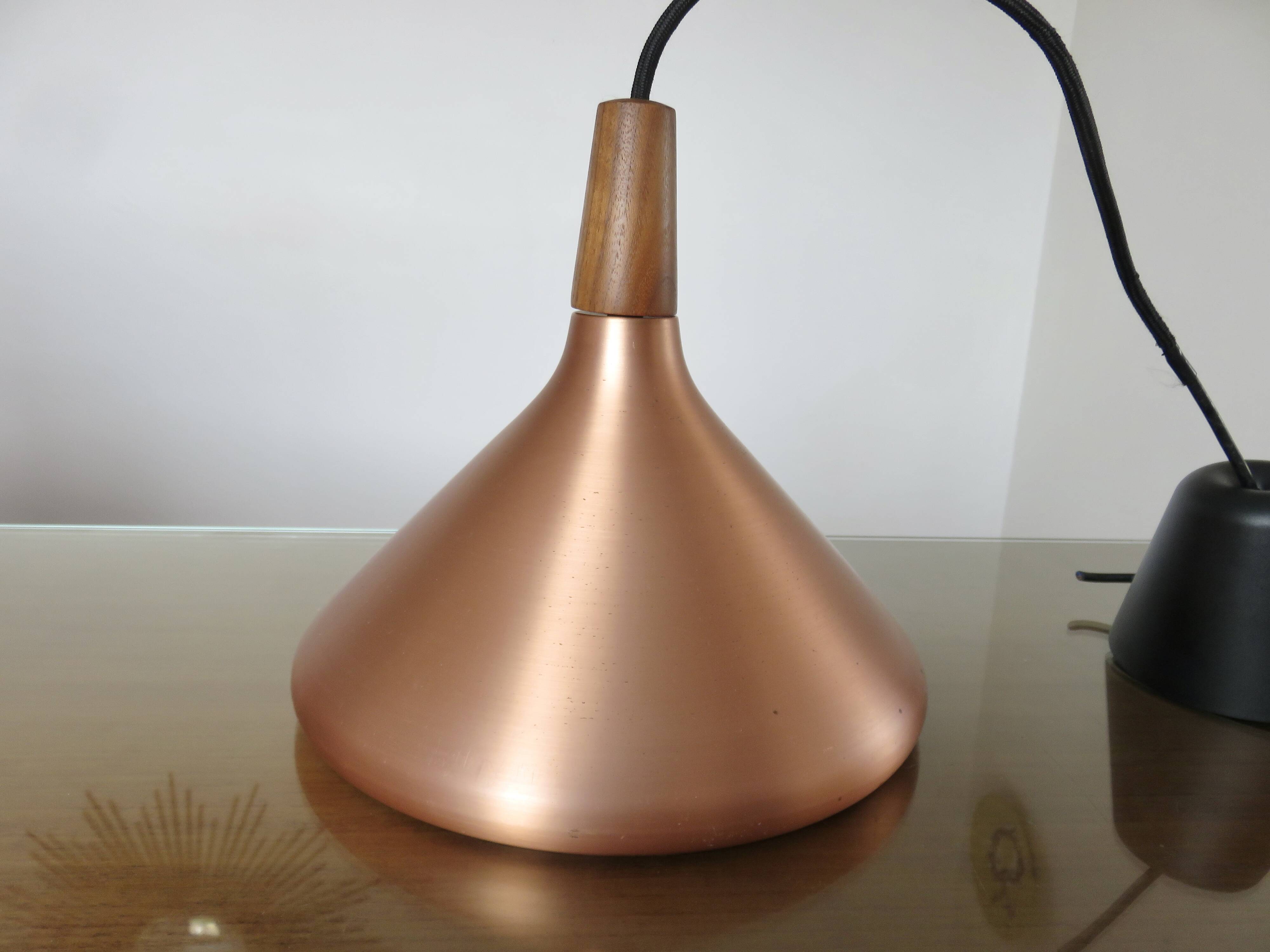 Suspension scandinave cuivre et teck, 80s'