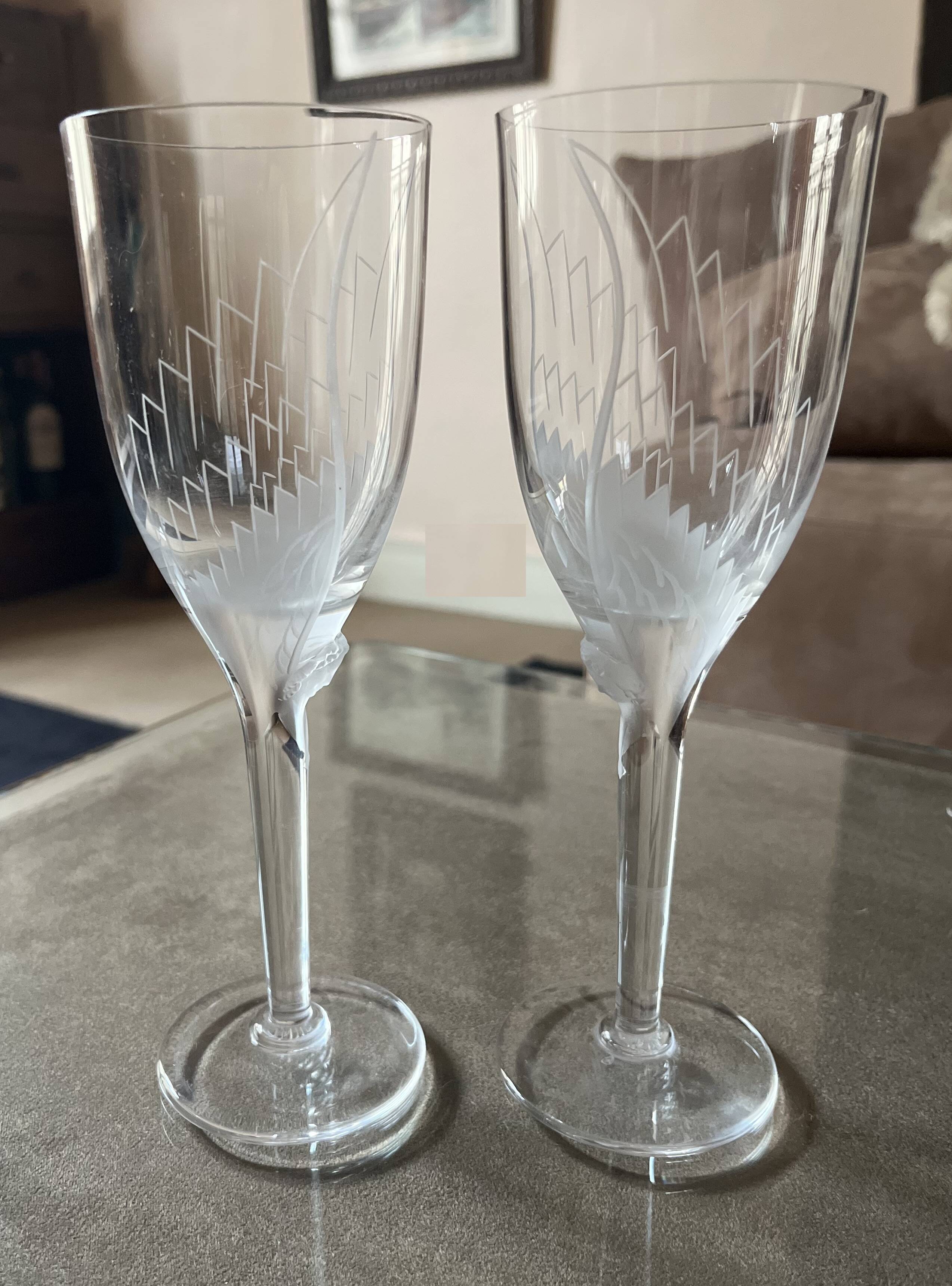 Set of two champagne glasses, crystal, Lalique France, angel model.