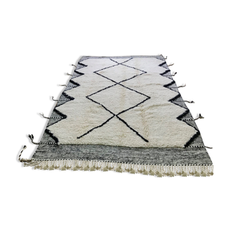 Beniouarain edge kilim rug 150x250cm