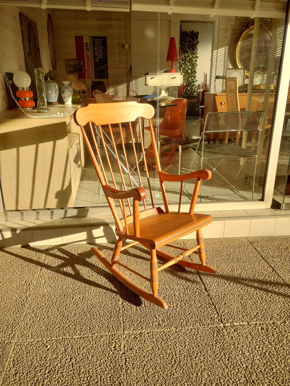 Rocking chair