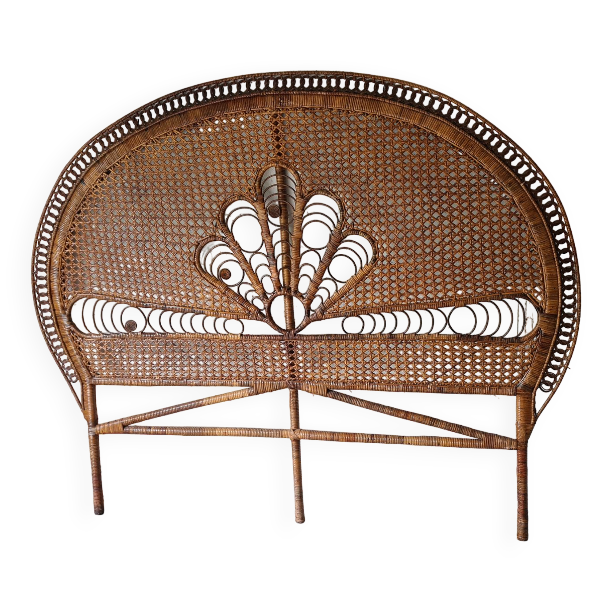 Old headboard "Peacock" in rattan / Emmanuelle