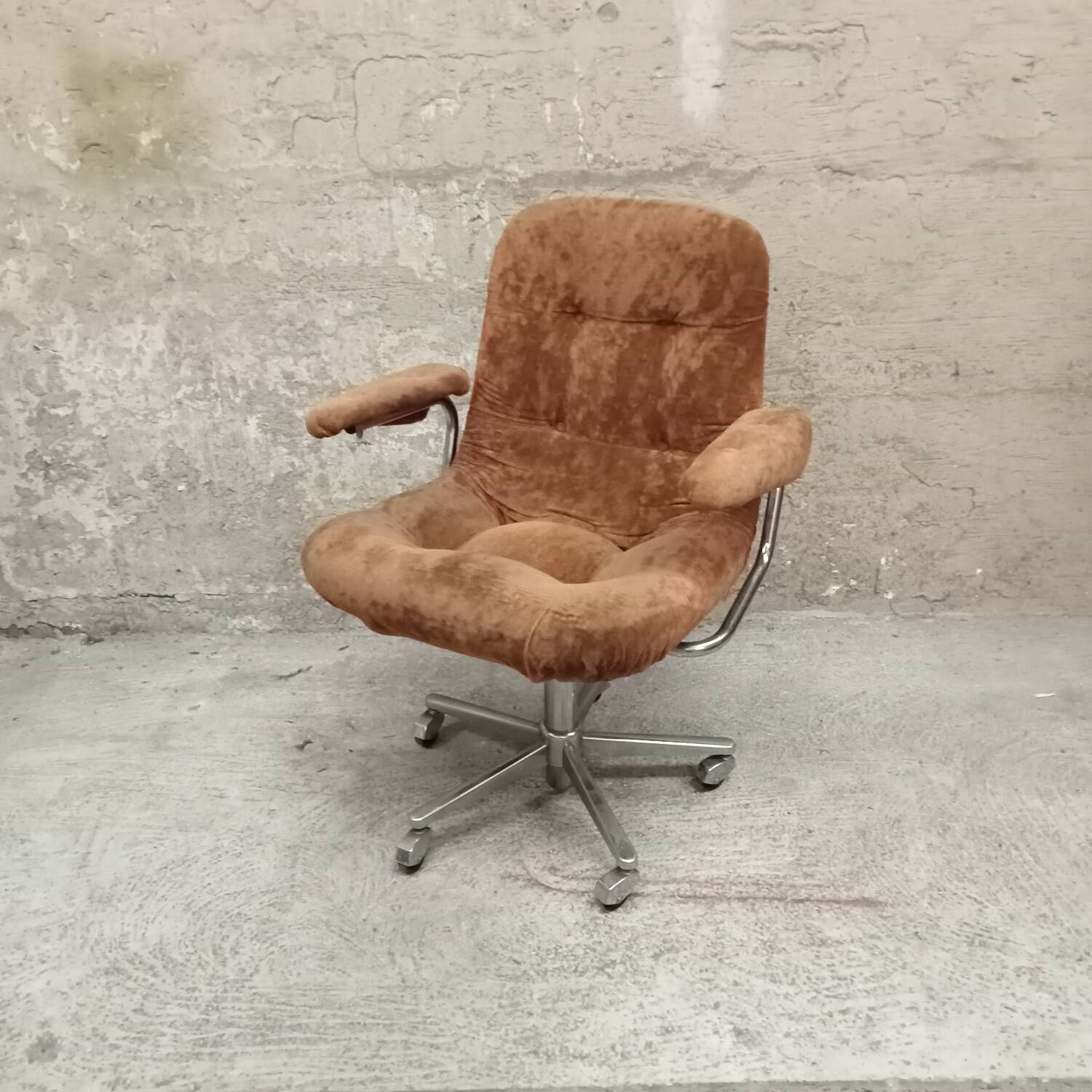 Desk chair
