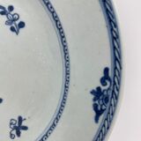 Plate in porcelain blue and white china xviii floral decoration