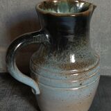 Pichet de potier en terre émaillée ancien