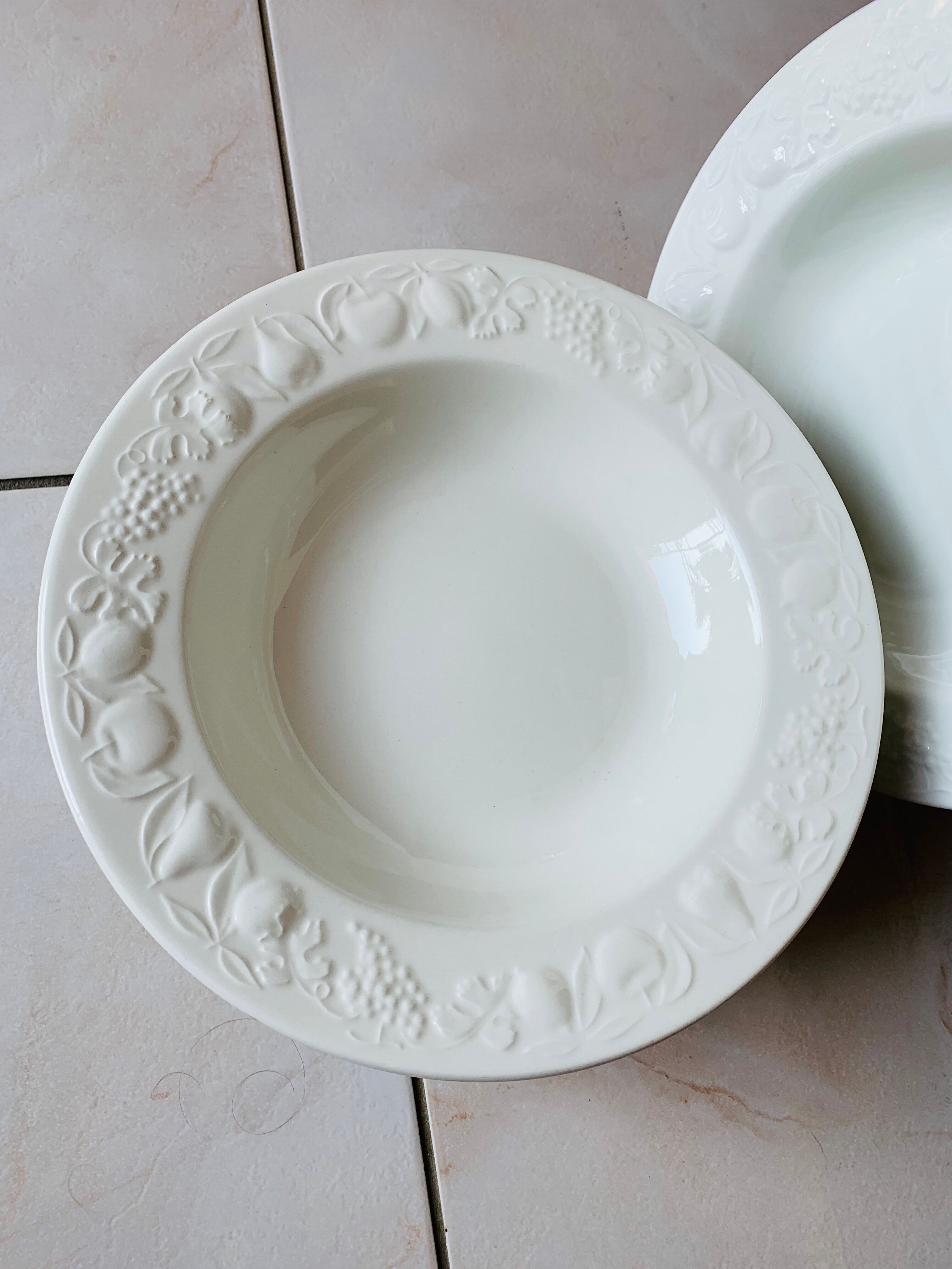 Italian ceramic plates model Fruits