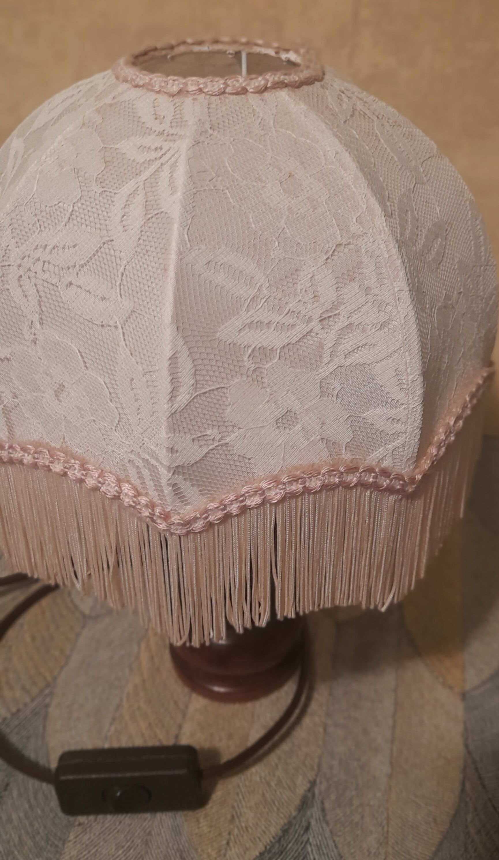 Table lamp lampshade lace ecru/old pink, scalloped fringed dome, charleston
