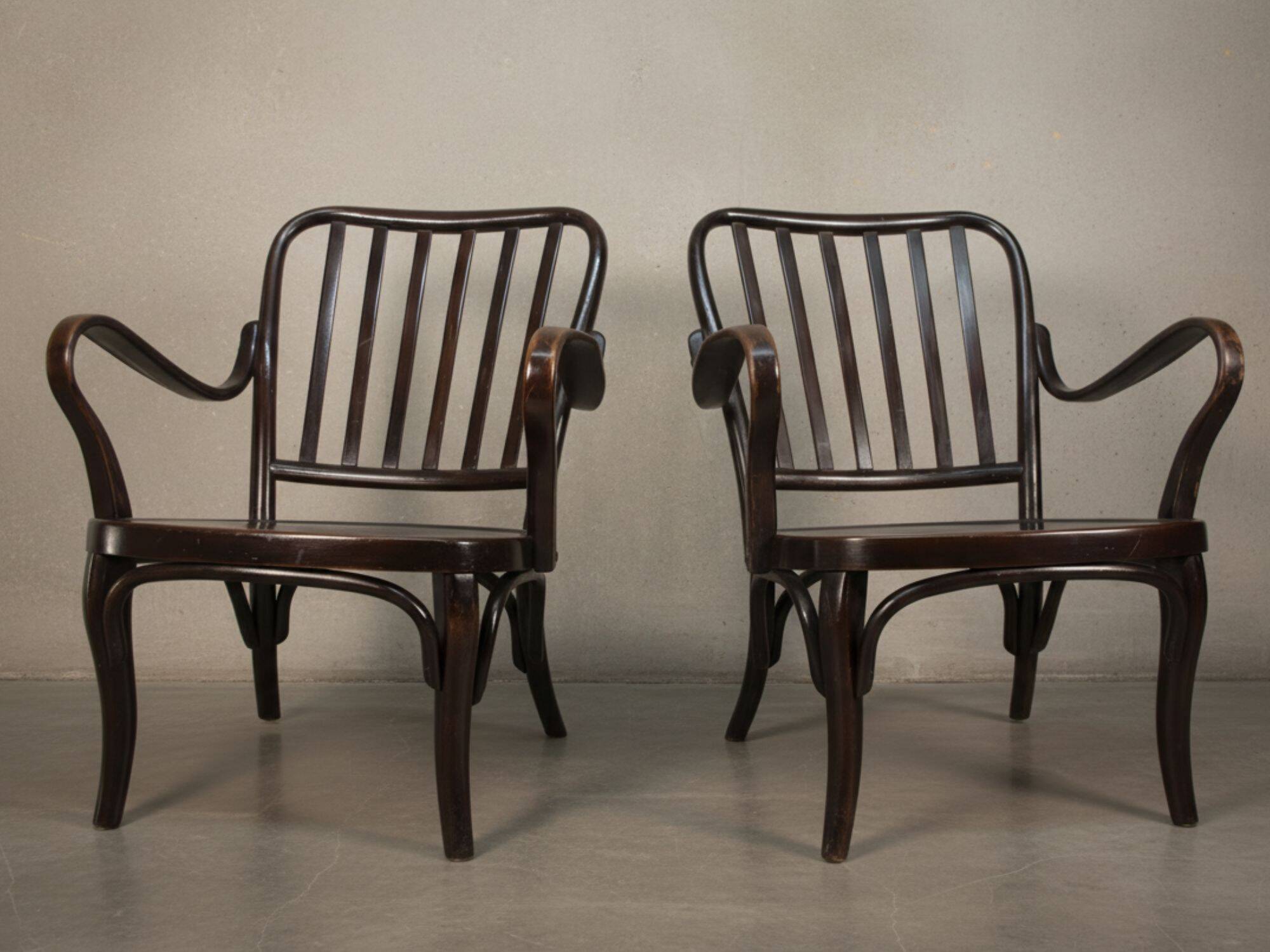 Pair of armchairs No. 752 by Josef Frank for Thonet, 1930s
