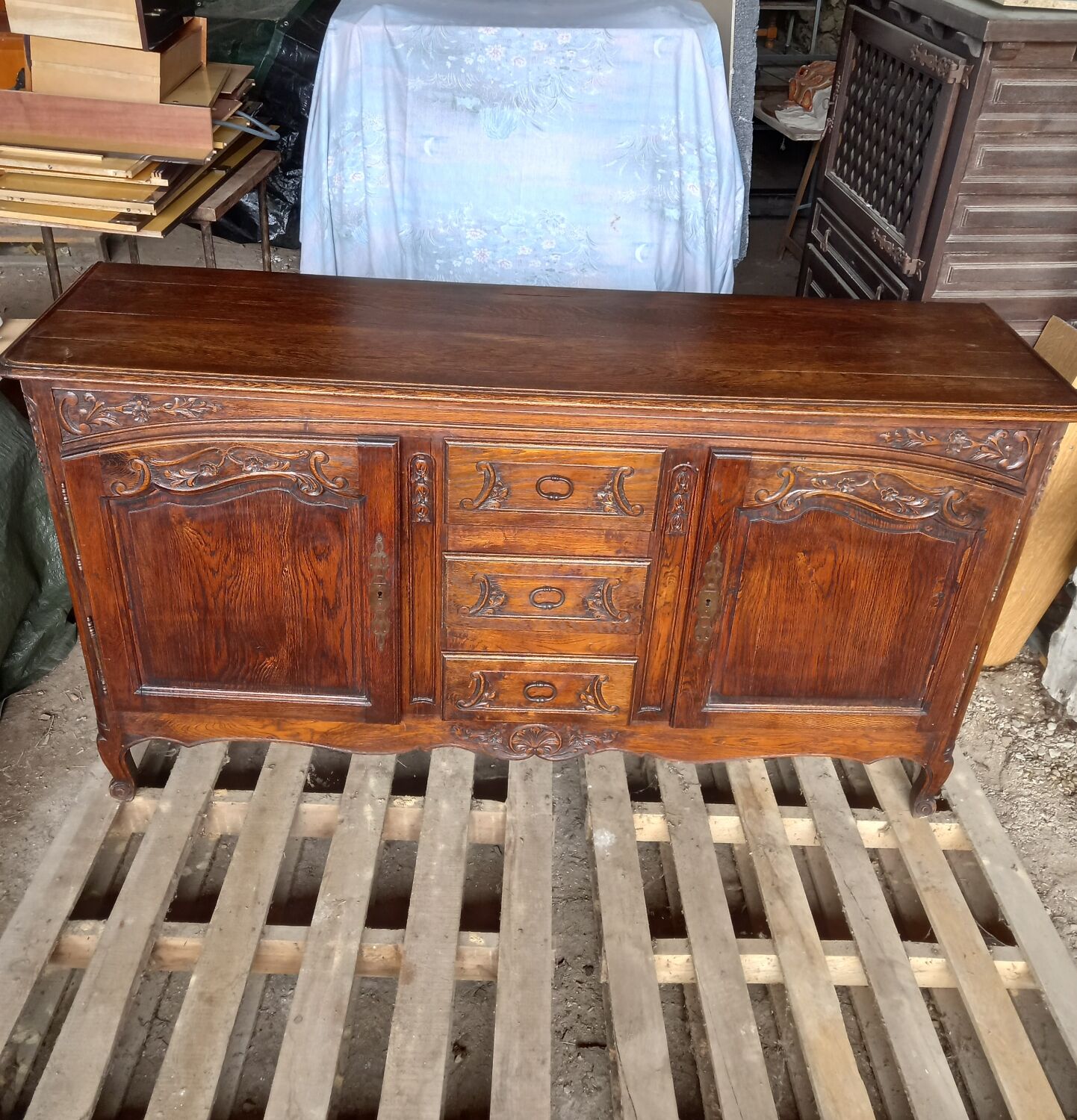 Sideboard