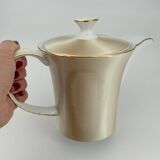 Le Galion porcelain teapot