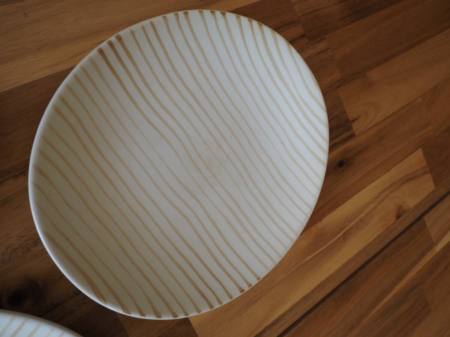 3 oval flat plates Salins model Jamaica (rare)