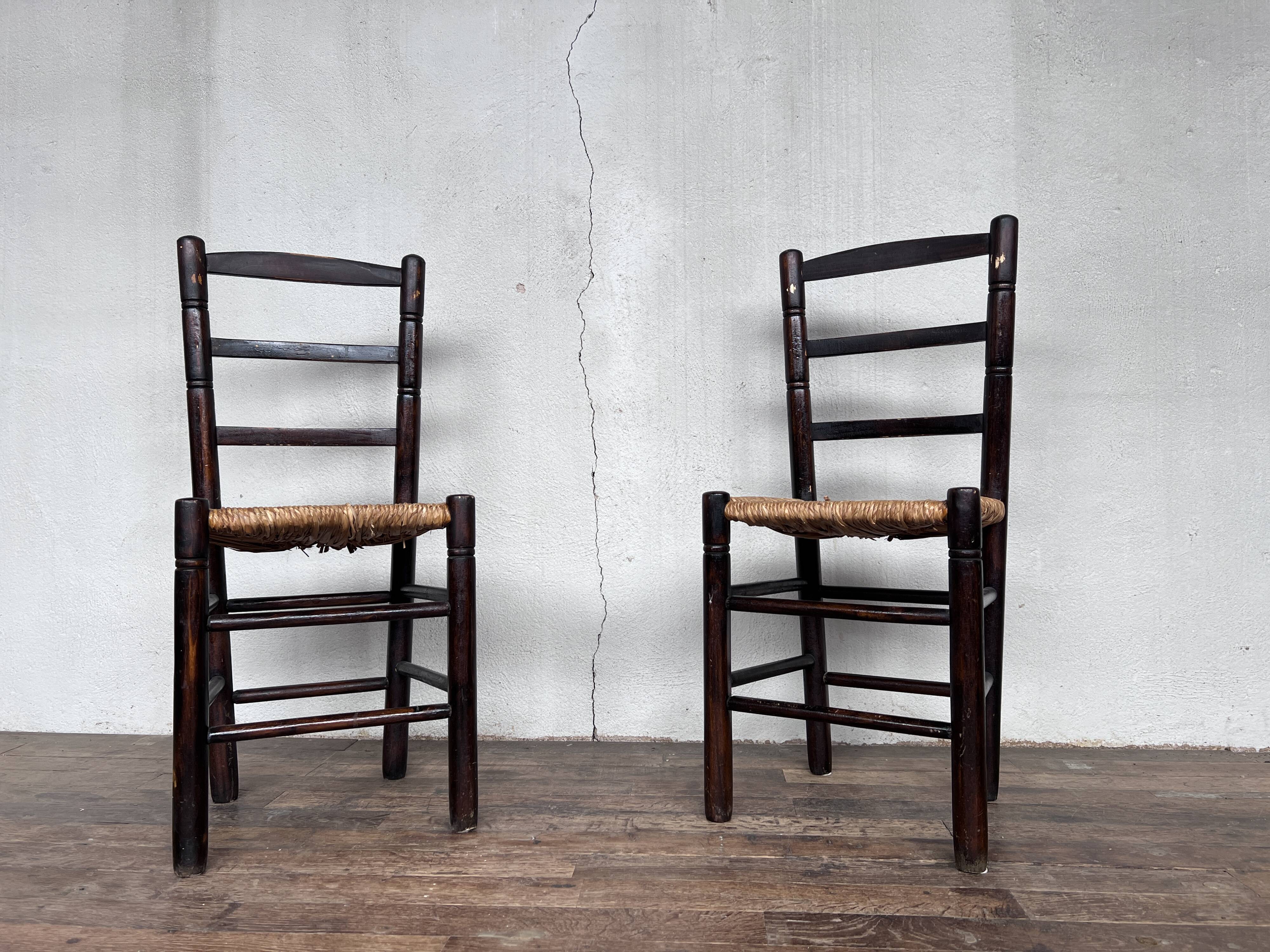 Paire de chaises brutaliste bois paille