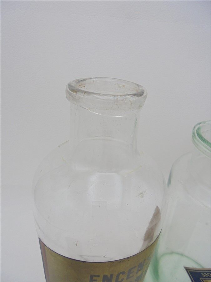 Lot of 2 vials of apothecary