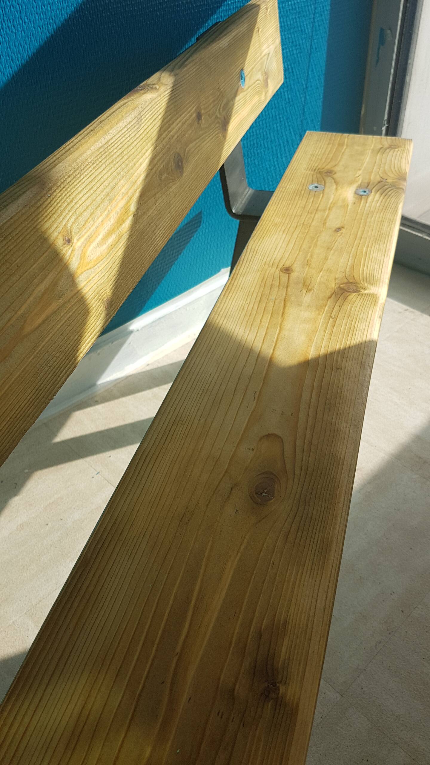 Banc d'école maternelle