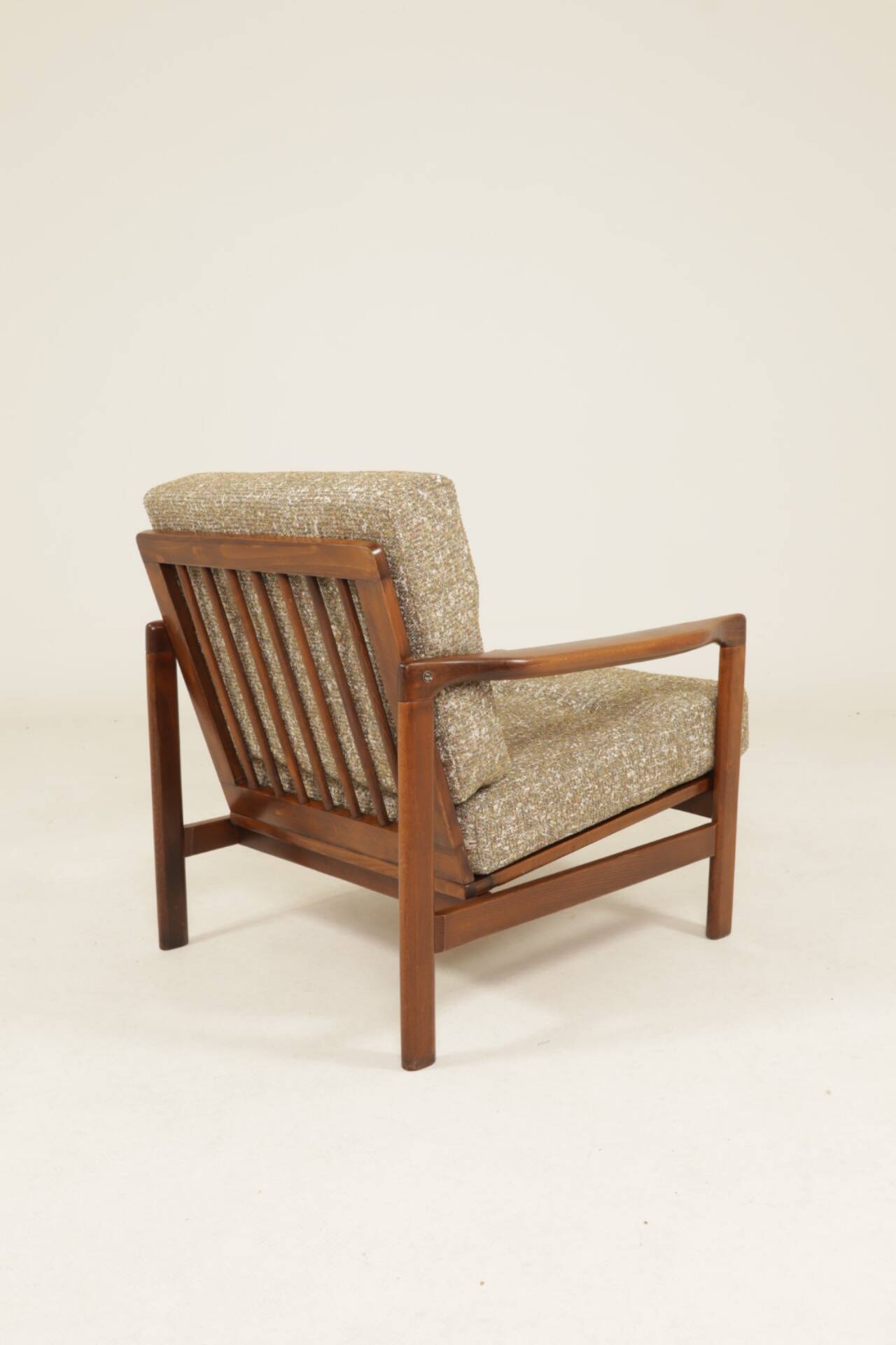 Fauteuil moderne vert forêt design by Z.Baczyk