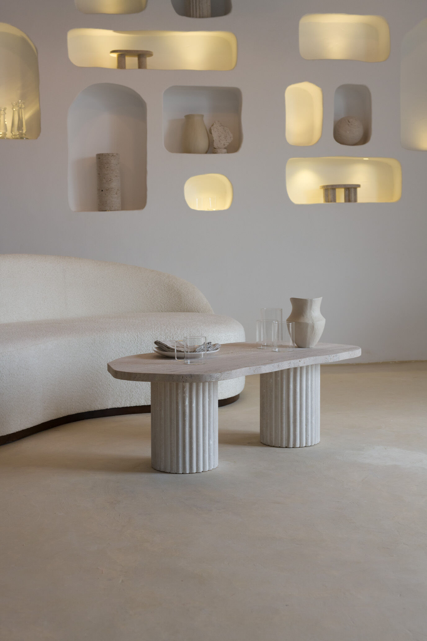 Natural travertine irregular coffee table Venus - 120x60cm