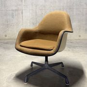 Fauteuil «Loose Cushion » Charles & Ray Eames pour Herman Miller 1970