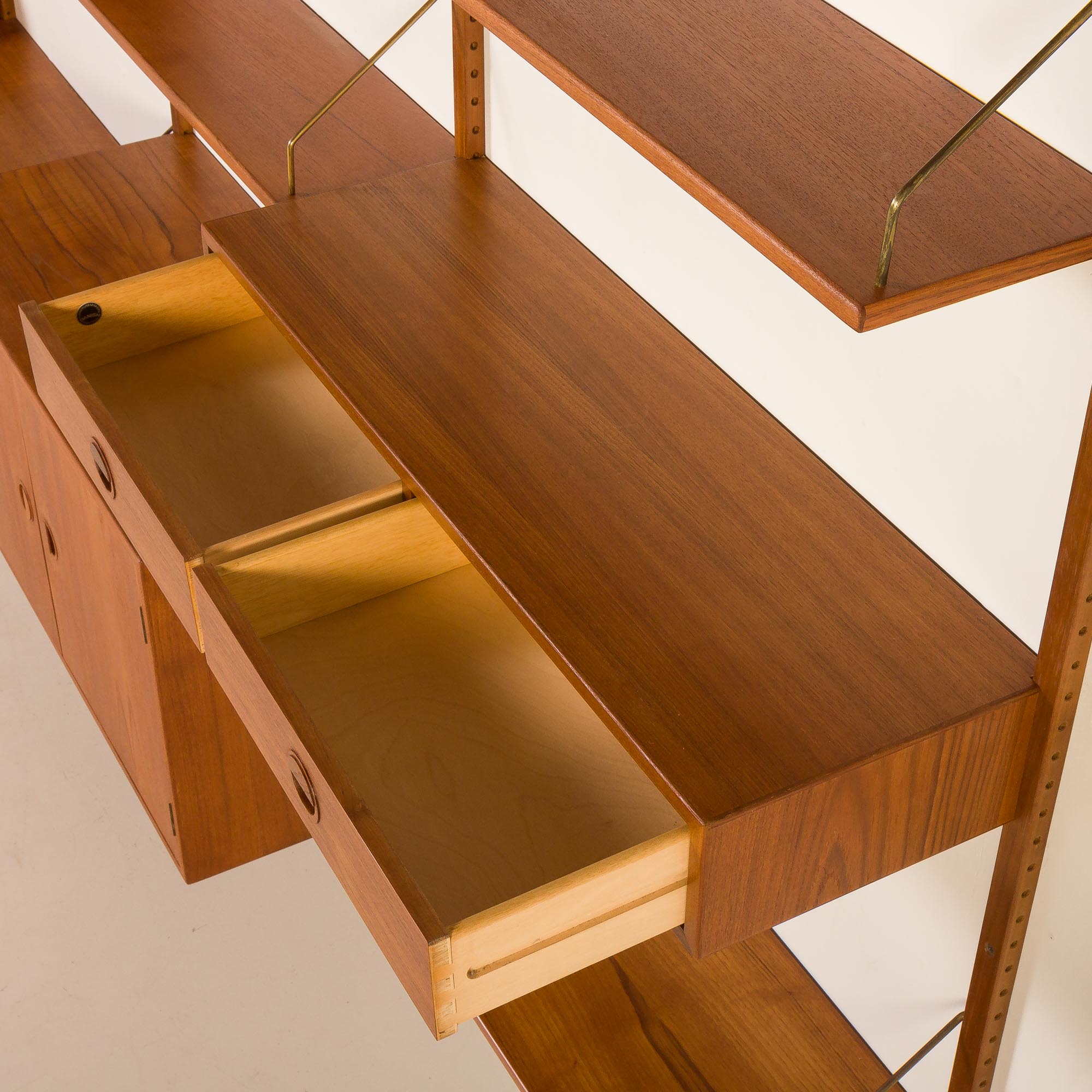 Hansen and Guldborg extra wide shelving unit in teak, 1960s