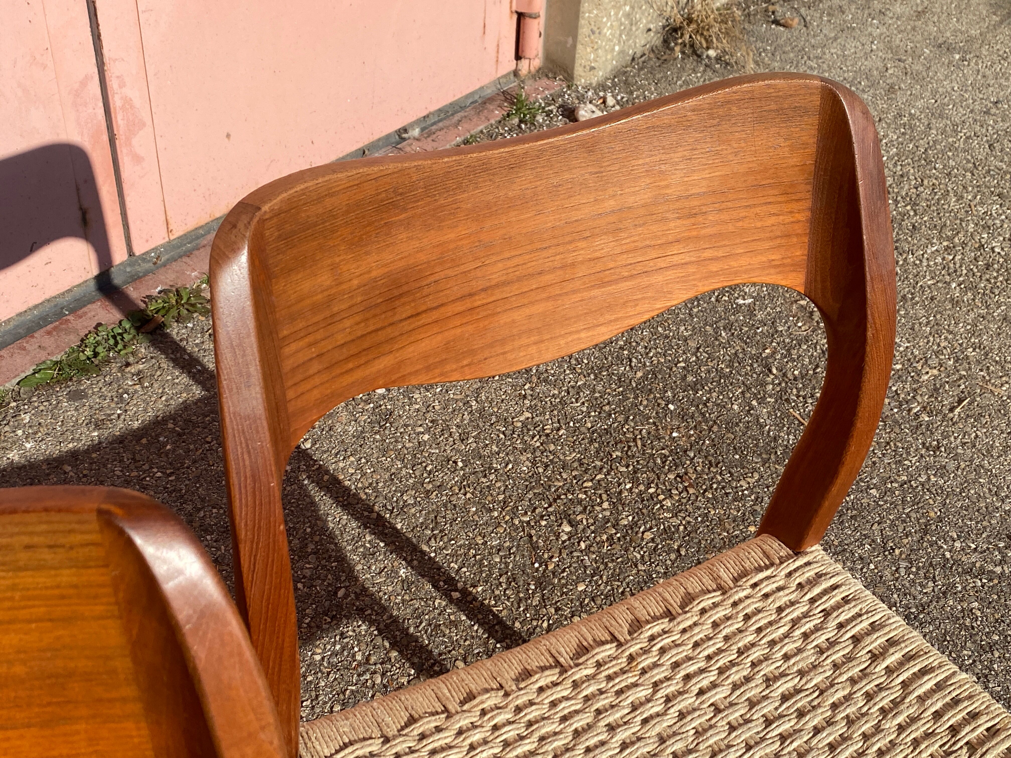 4 chairs série 71 by Niels Otto Moller for j l moller