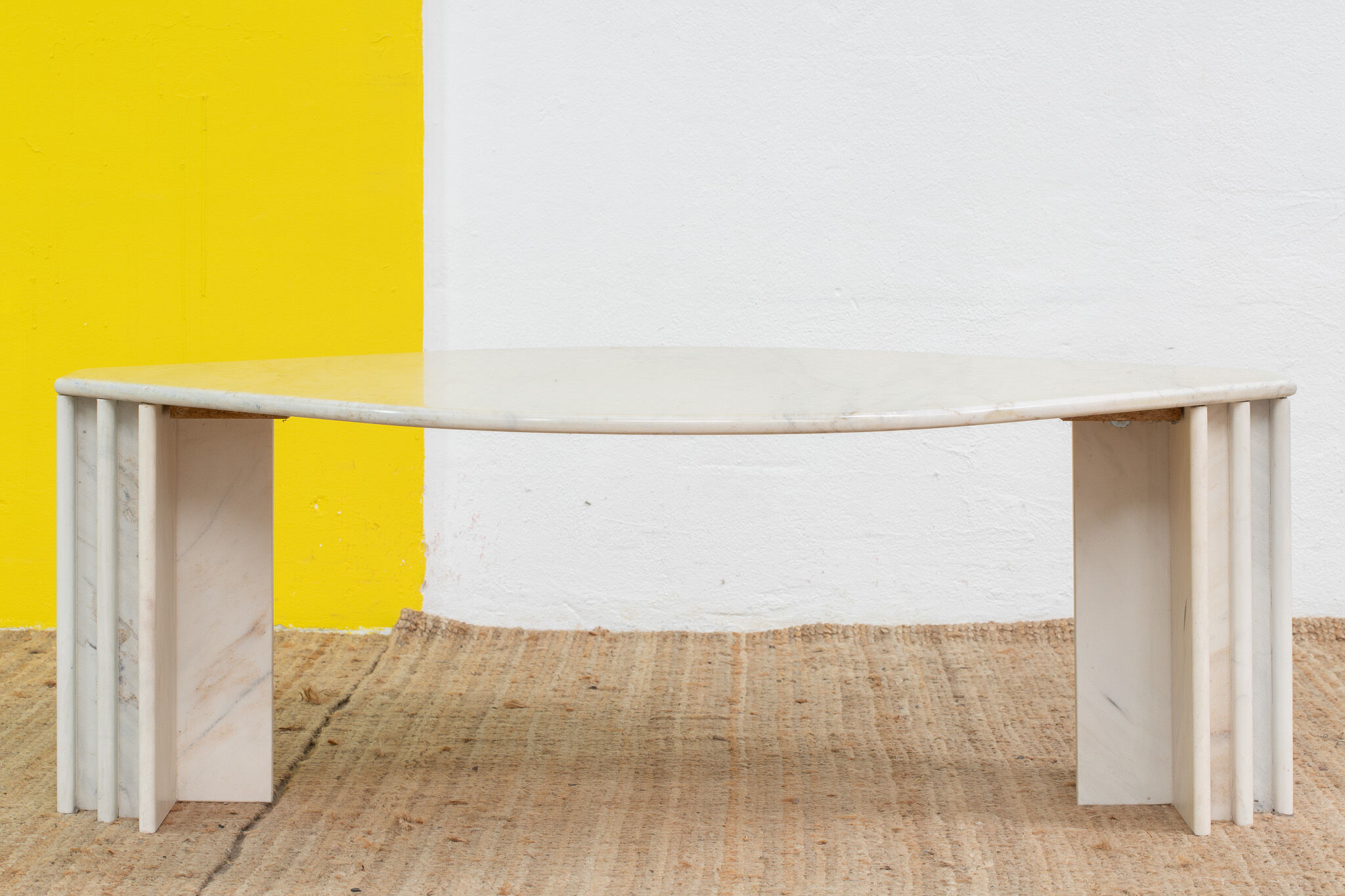 Table basse en marbre vintage – 126 cm