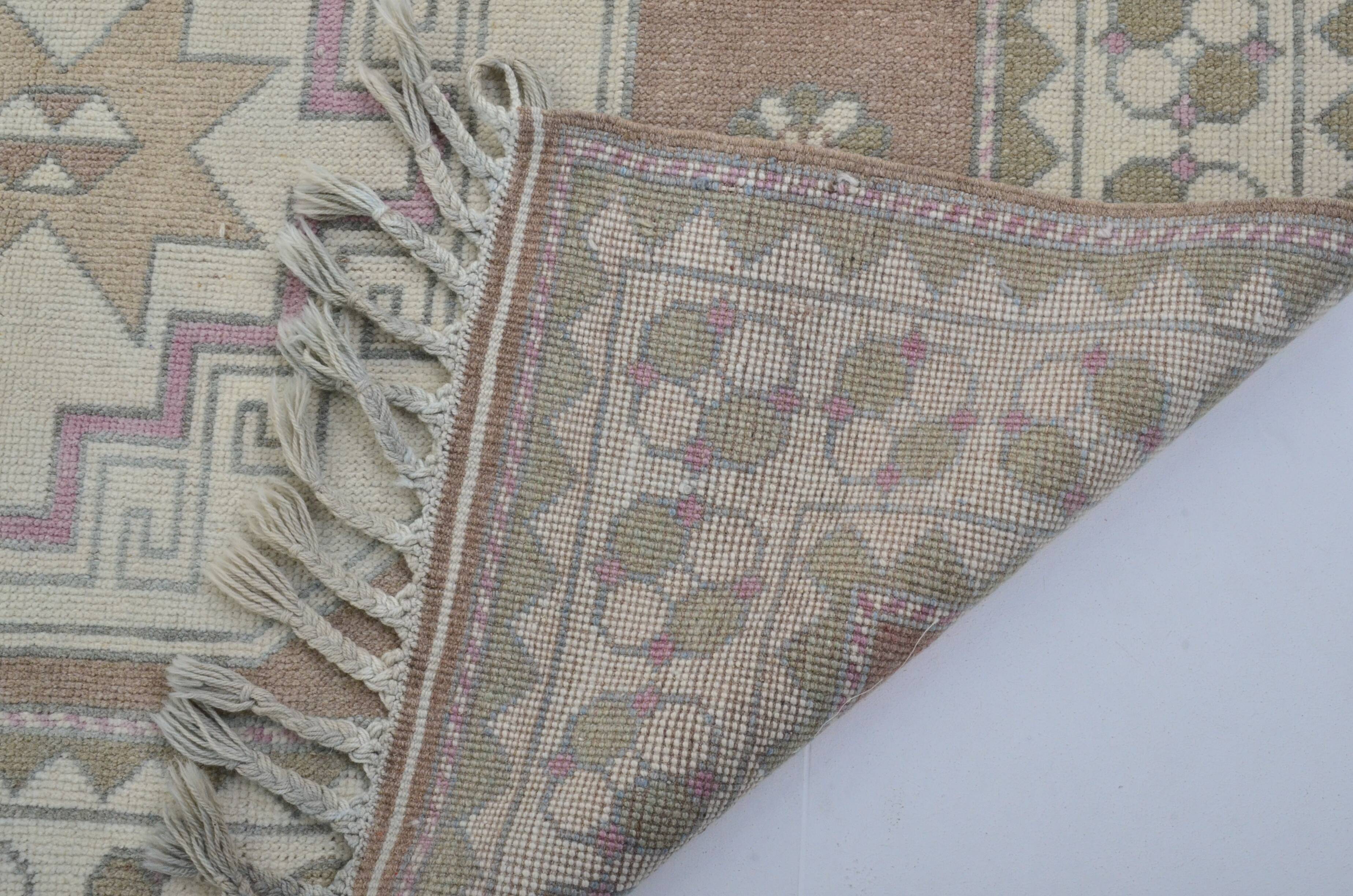 Home Living Vintage Wool Rug sku 3588