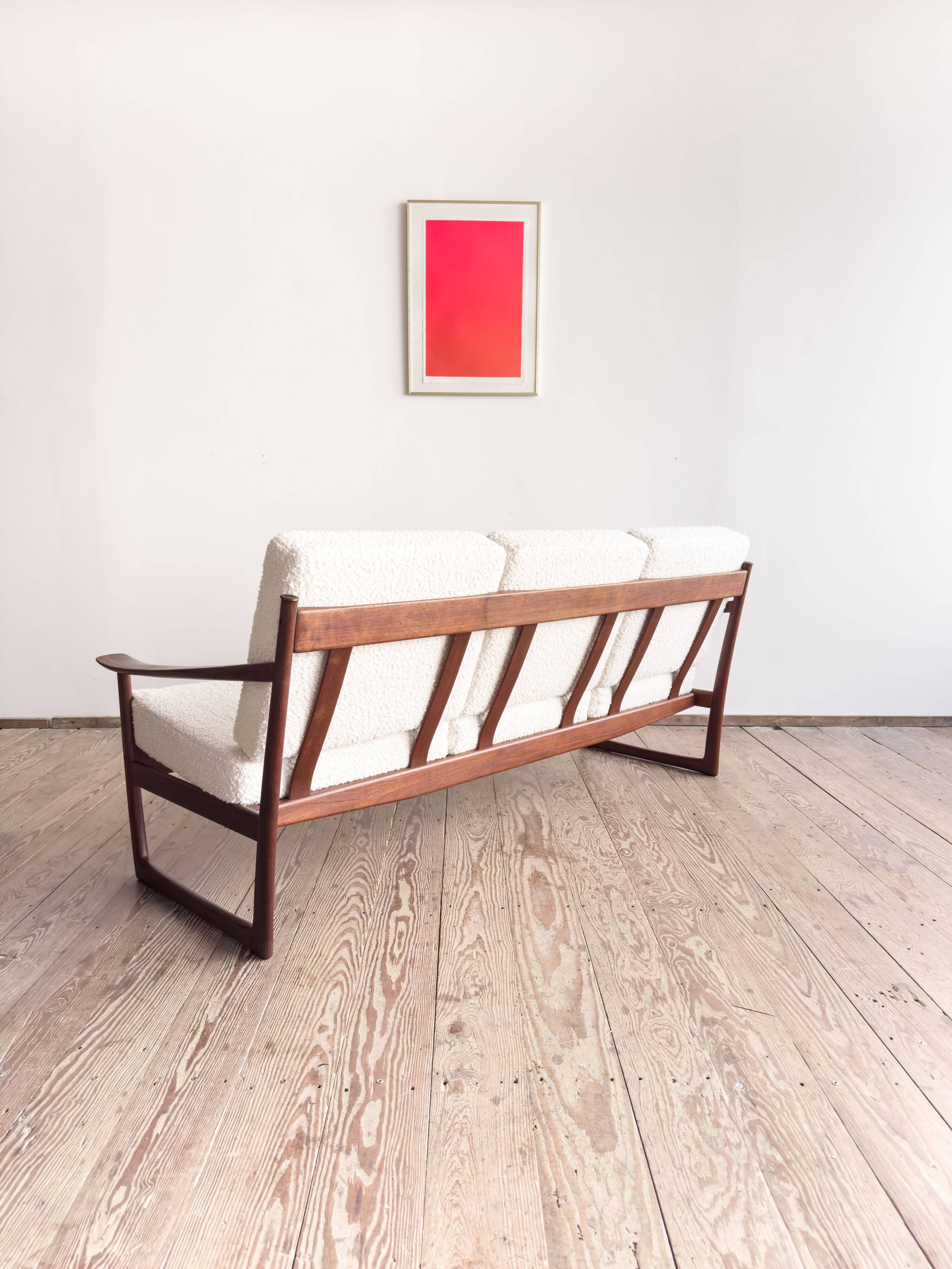 Canapé FD130/3 by Hvidt Mølgaard, Mid Century sofa in teak, Denmark