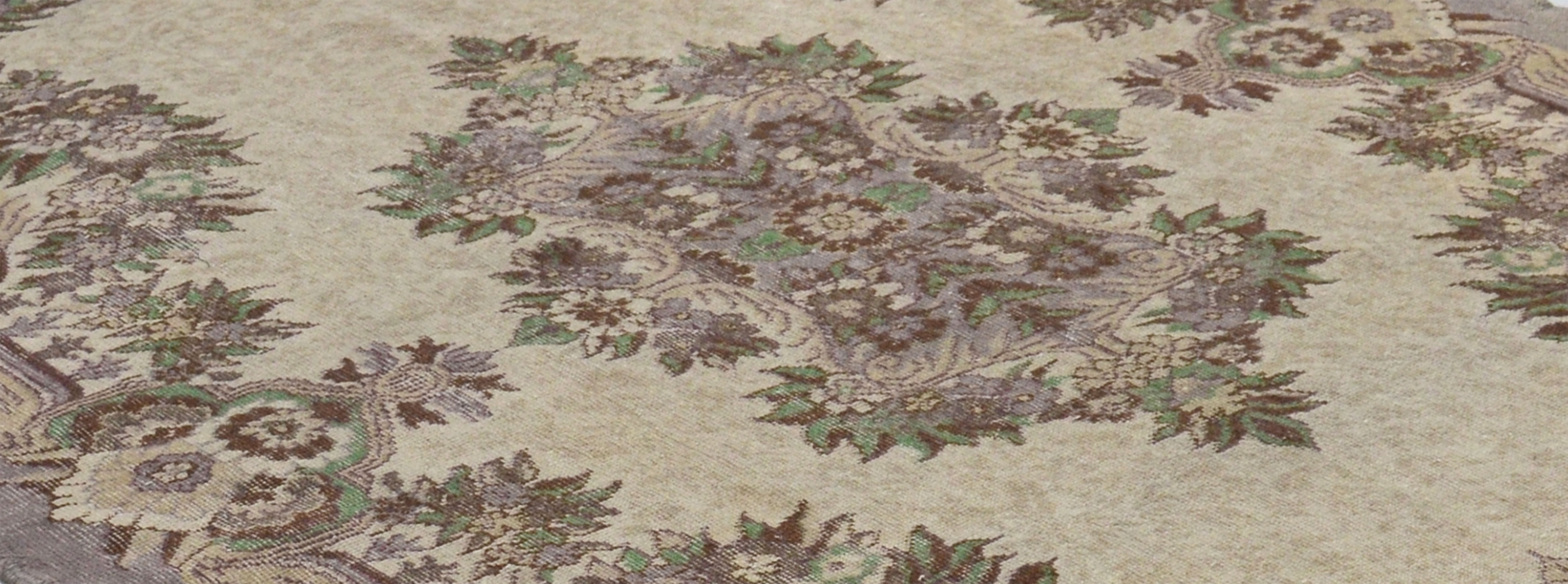 Anatolian handmade rug 253 cmx 167 cm