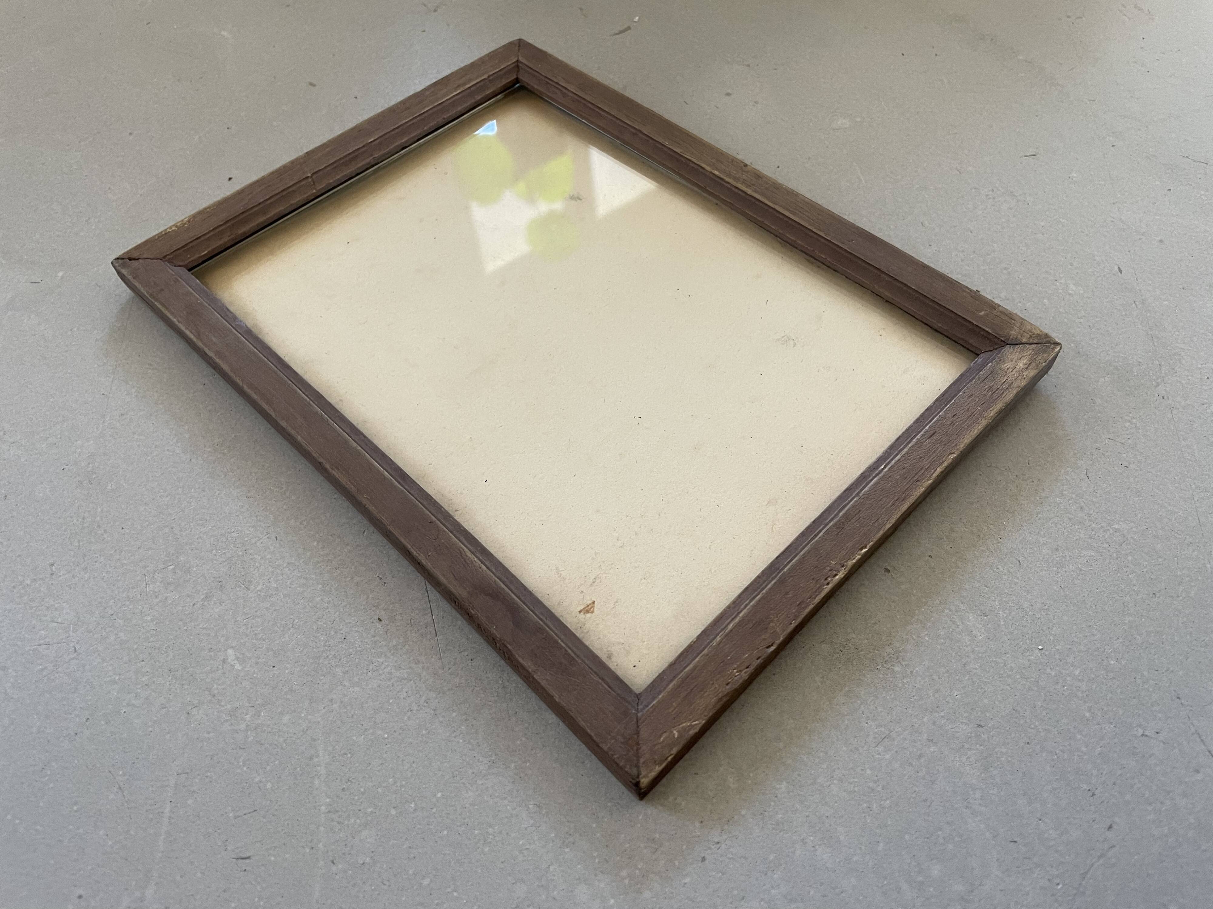Small wooden frame 23x17cm