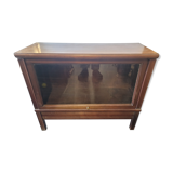 Mahogany MD bookcase or display case