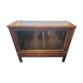 Mahogany MD bookcase or display case