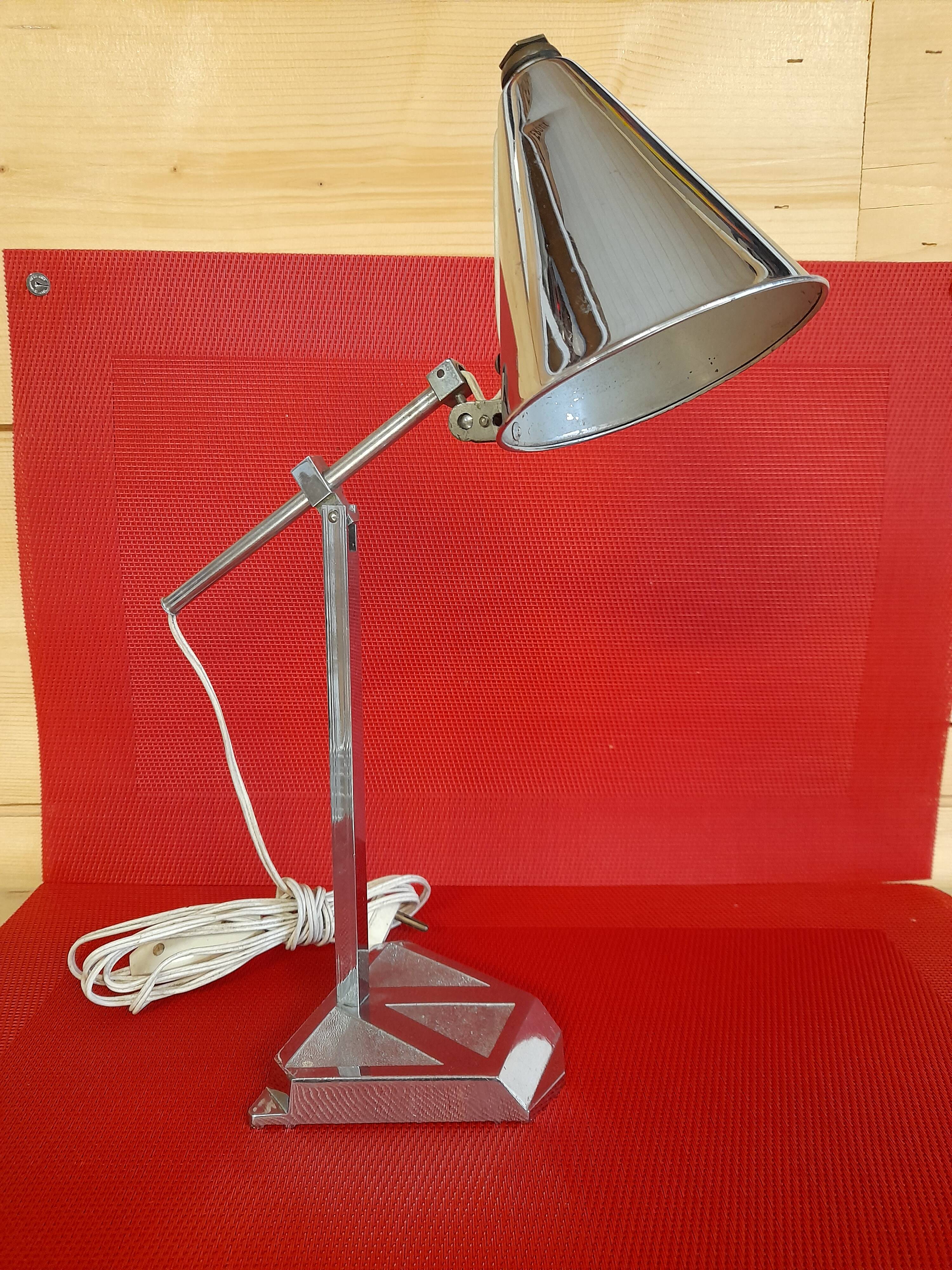 Pirouett art deco lamp