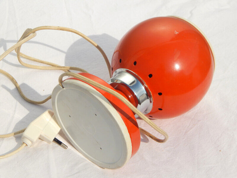 Orange metal lamp to lay space age of 60/70