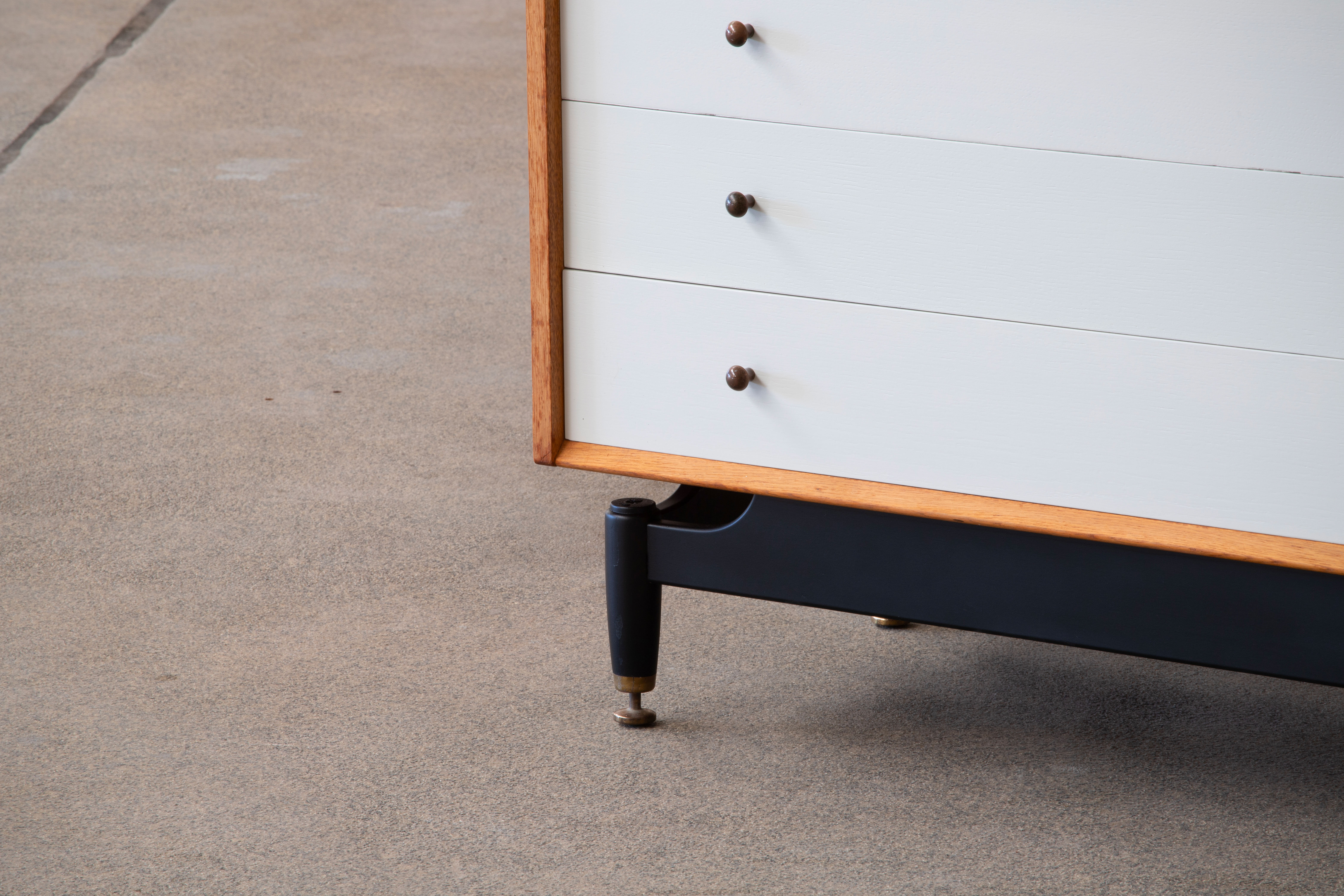 Vintage dresser E Gomme 1960