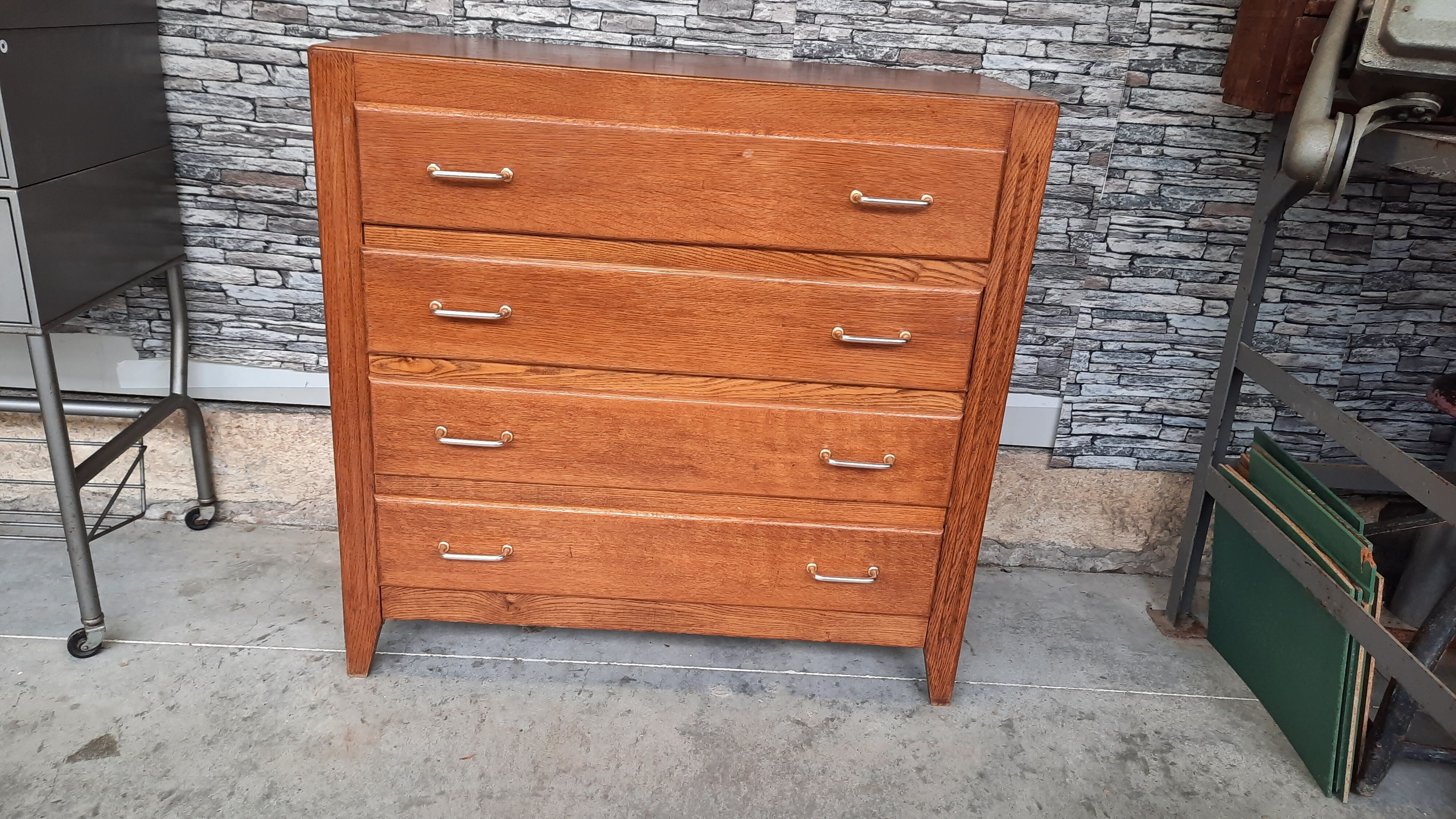 Scandinavian 1950s chest of drawers