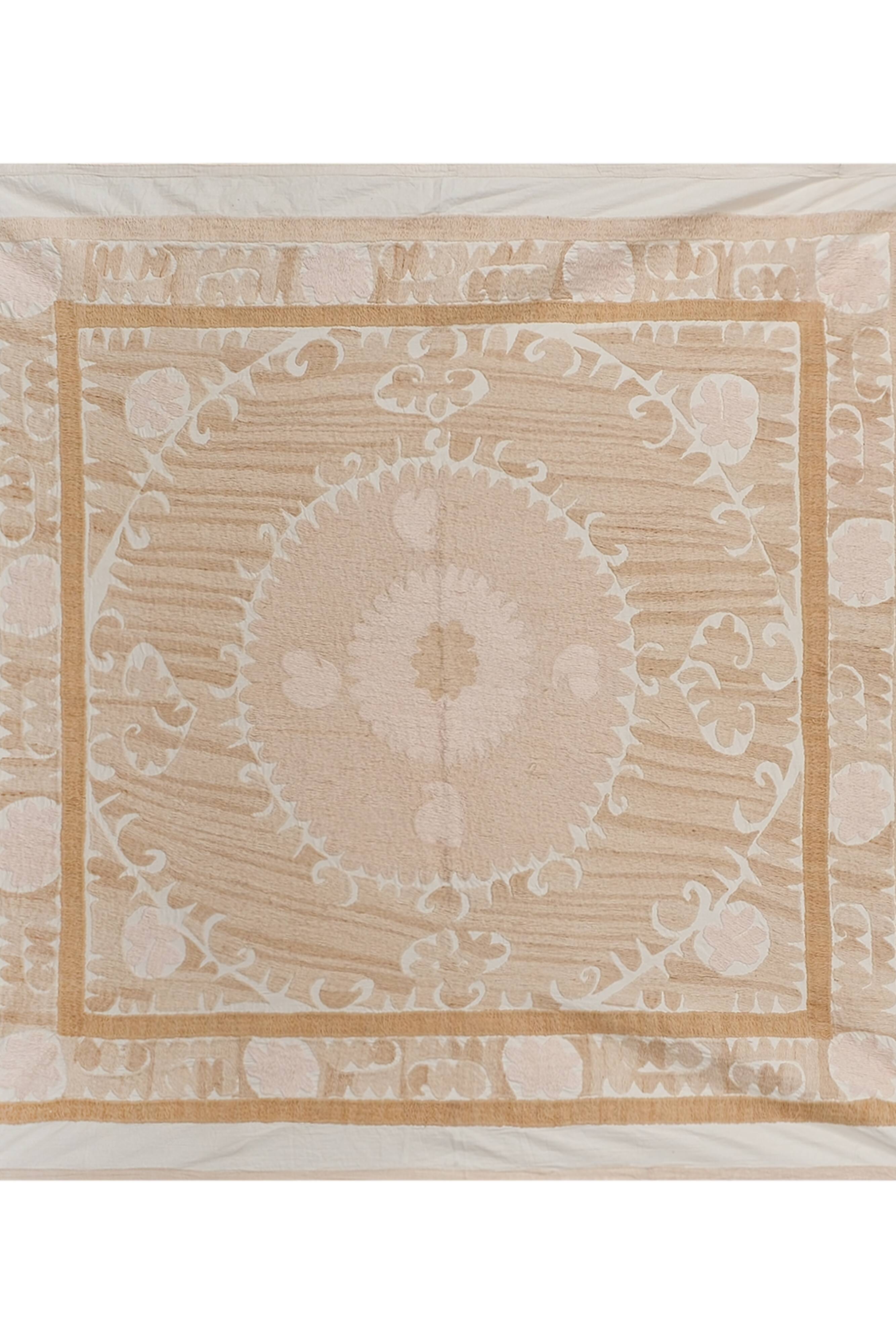 Hand knotted rug, vintage turkish rug 140x144 cm