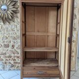 Armoire parisienne